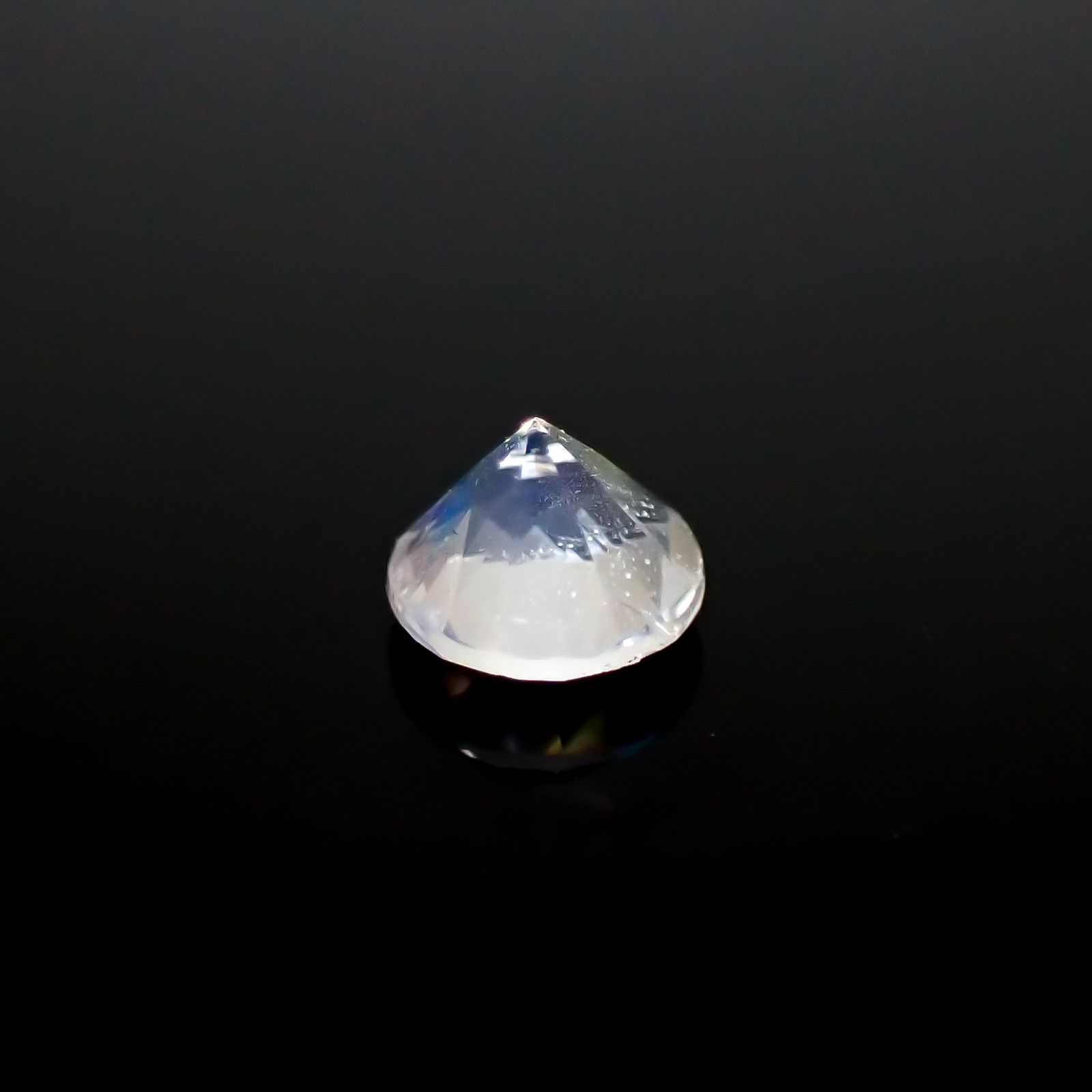 レインボームーンストーン(宝石名ラブラドライト)マダガスカル産 0.23ct 識別済[250129800]4x4mm前後