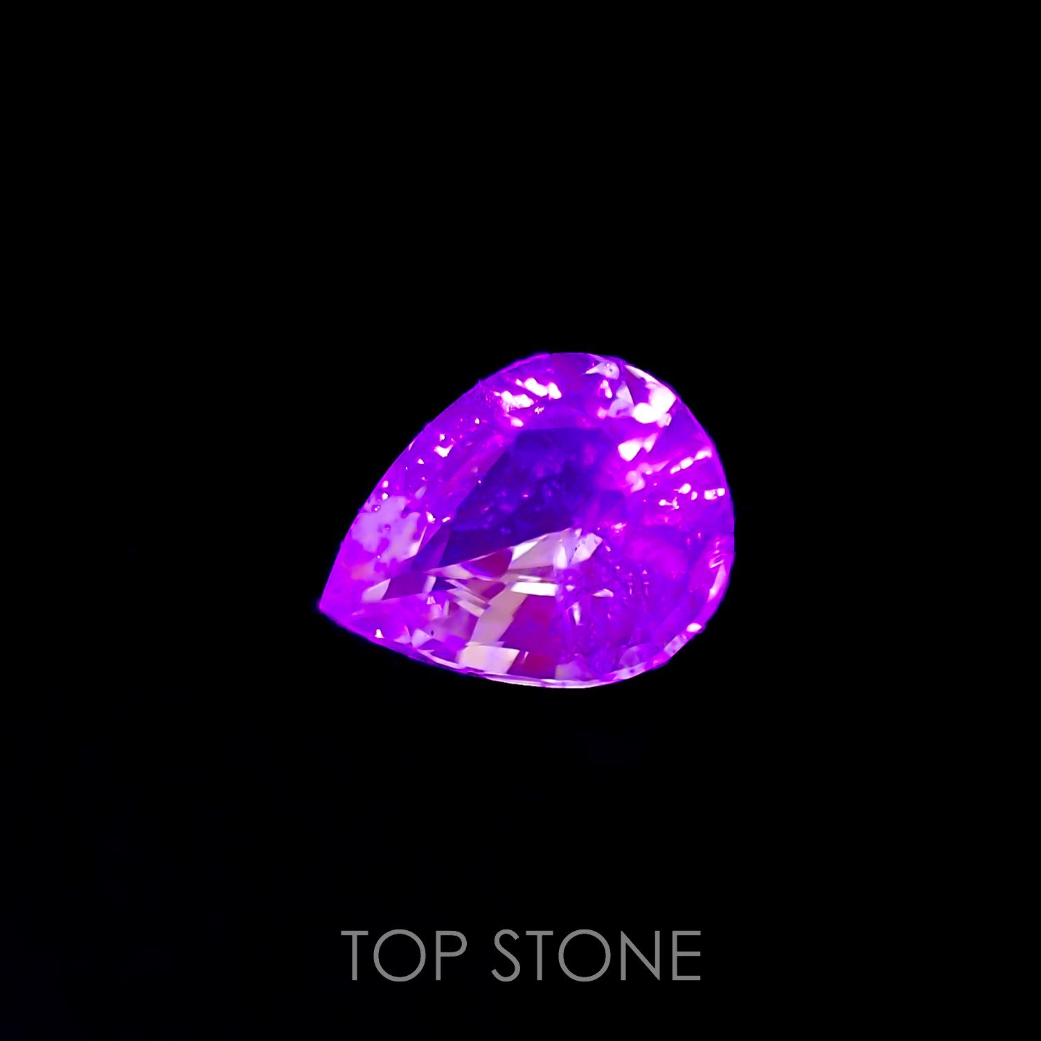 ミントガーネット(宝石名グリーン グロッシュラー・ガーネット)タンザニア・メレラニ鉱山産 1.11ct 識別済[220717127]8x6.5mm前後