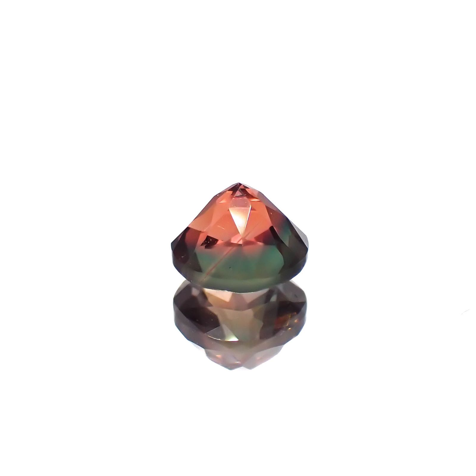 バイカラーアンデシン モンゴル産 0.50ct[230421488]4.9x4.9mm前後