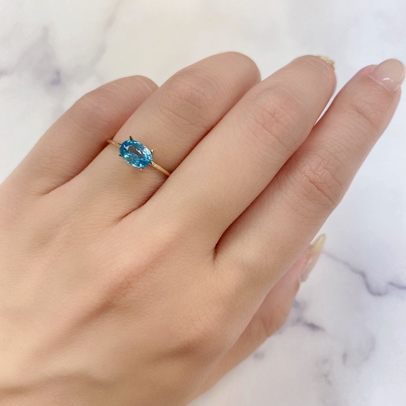 ブルージルコン(宝石名ジルコン)カンボジア産 1.41ct 識別済[231124186]7.2x5.1mm前後