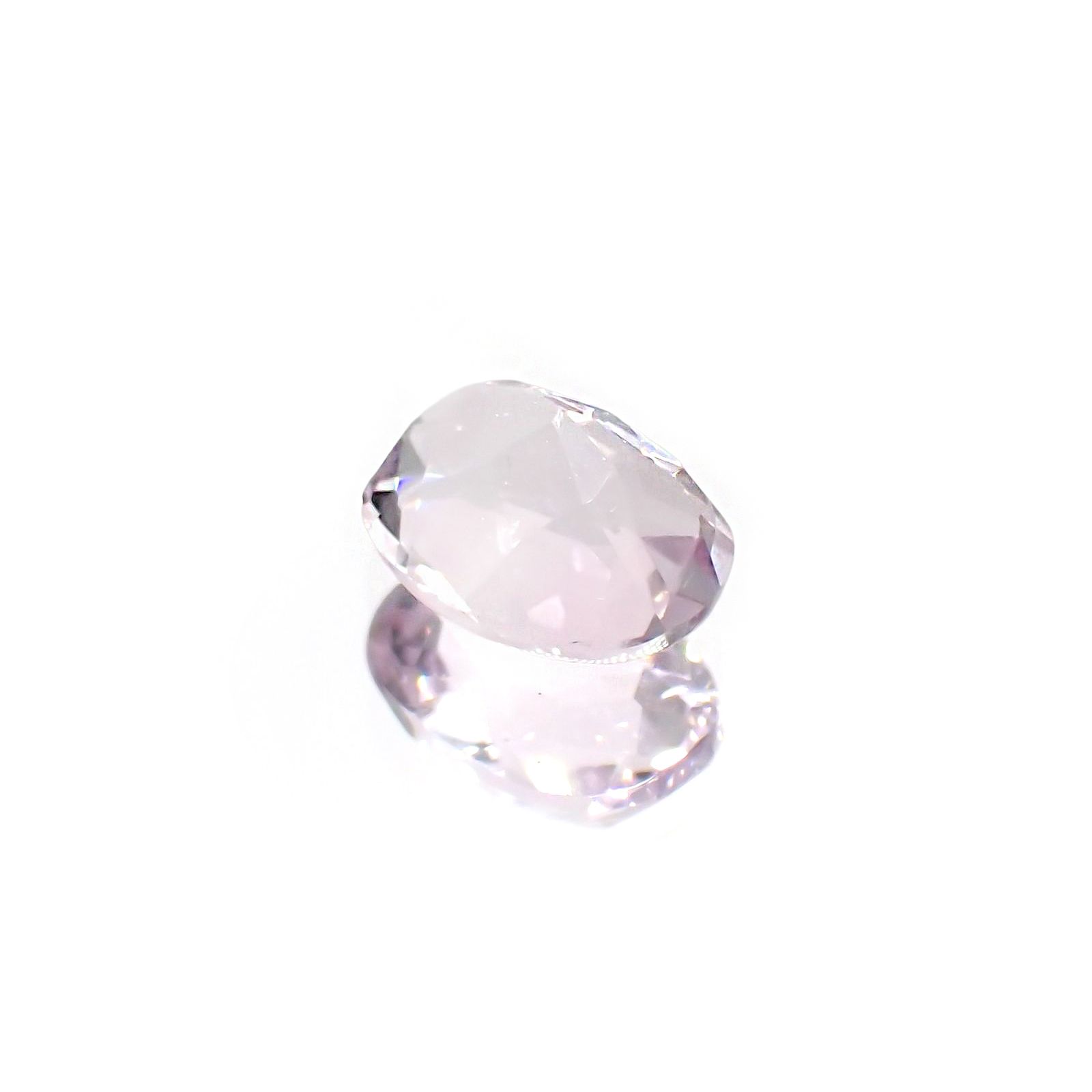 ピンクフローライト(宝石名フルオライト)ブラジル産 識別済 1.47ct / 7.9x6.1mm前後 [220115128]