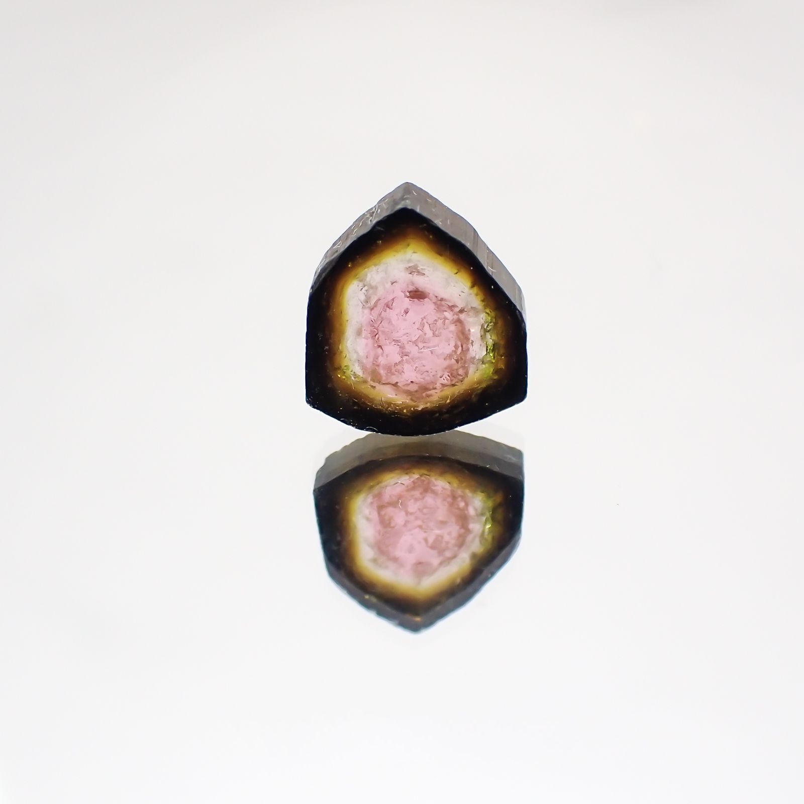 ウォーターメロントルマリン(宝石名トルマリン) ブラジル産 原石・結晶 3.48ct 識別済[21019629]11.1×10.9mm前後