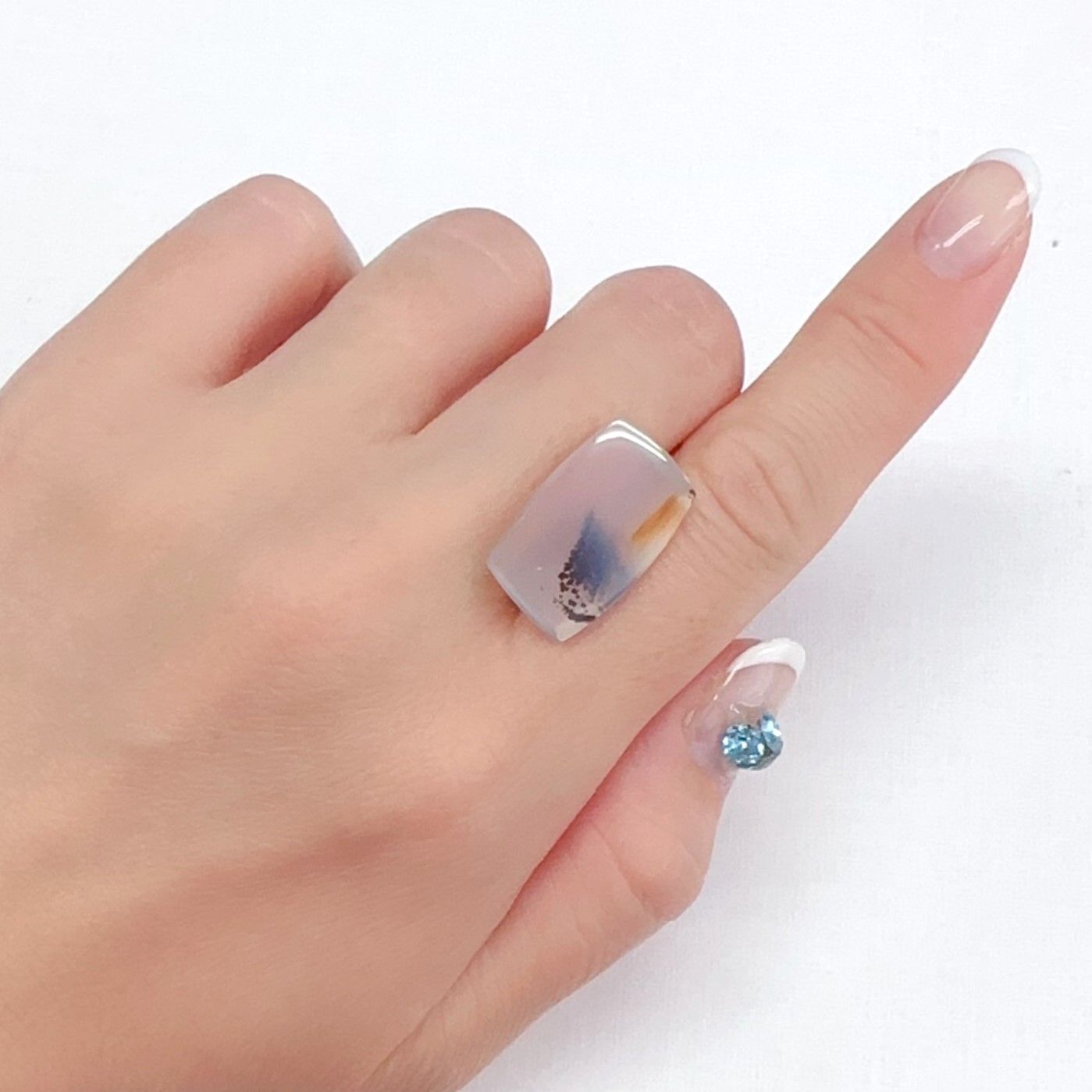 モンタナアゲート アメリカ・モンタナ州産 11.91ct[240427119]21.2x13.1mm前後