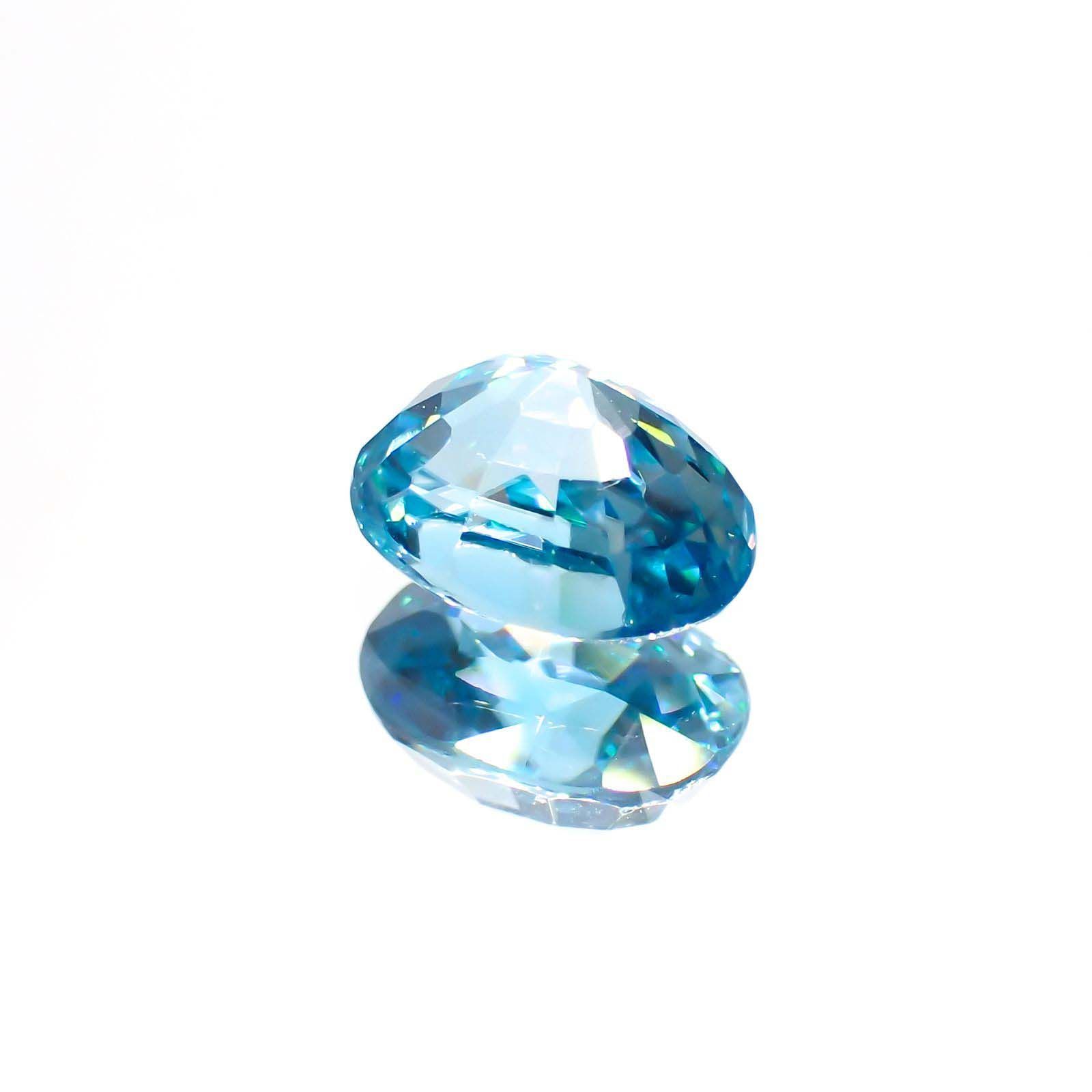 ブルージルコン(宝石名ジルコン)コロンビア産 2.27ct 識別済[231023830]7.4x5.8mm前後