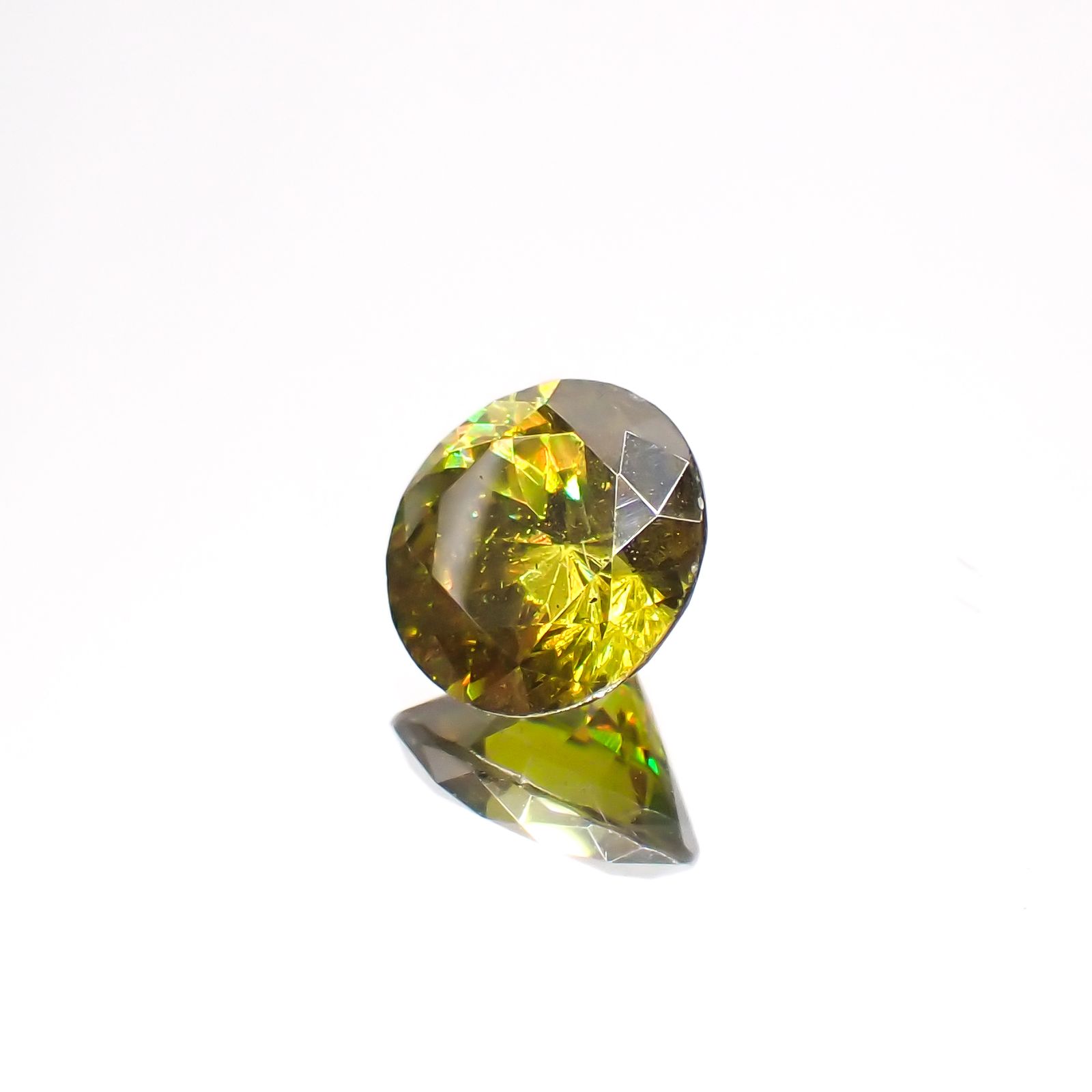 イエローグリーンスファレライト ブルガリア産 1.82ct[230421874]7.4x7.2mm前後
