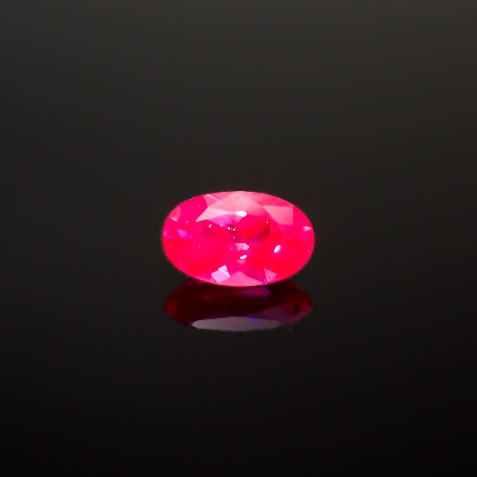 ルビー 非加熱 ケニア産 0.42ct[240326675]5.4x3.5mm前後