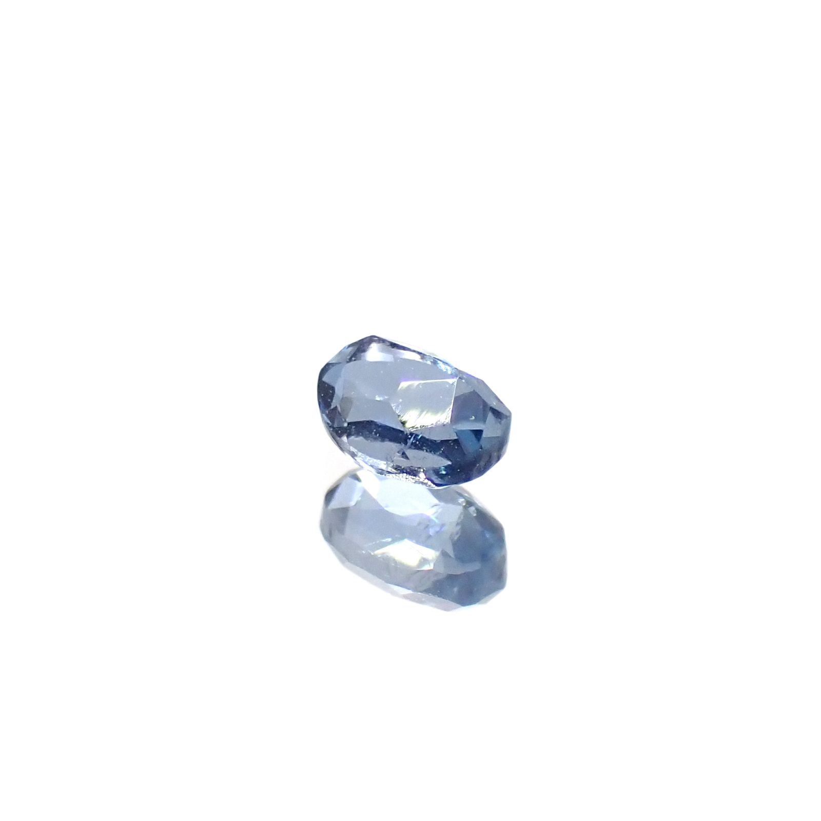 タトゥーアクアマリン ブラジル・ミナスジェライス州タトゥー鉱山産 0.20ct[240427177]4x3mm前後