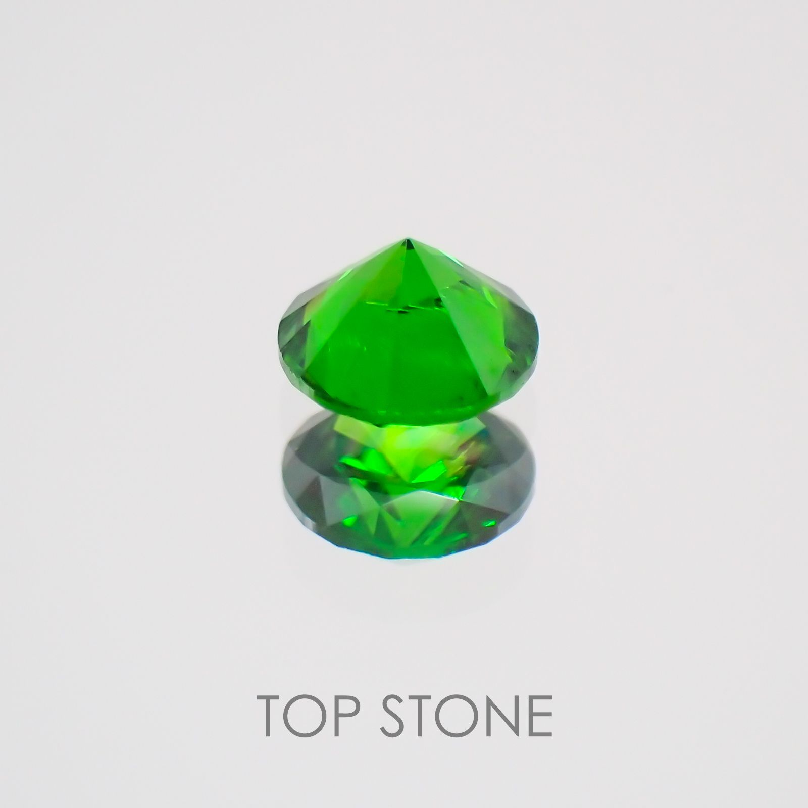 デマントイドガーネット(宝石名デマントイド・ガーネット)  ロシア産 0.174ct ソ付(彩珠)[210410510]3.3×3.3mm前後