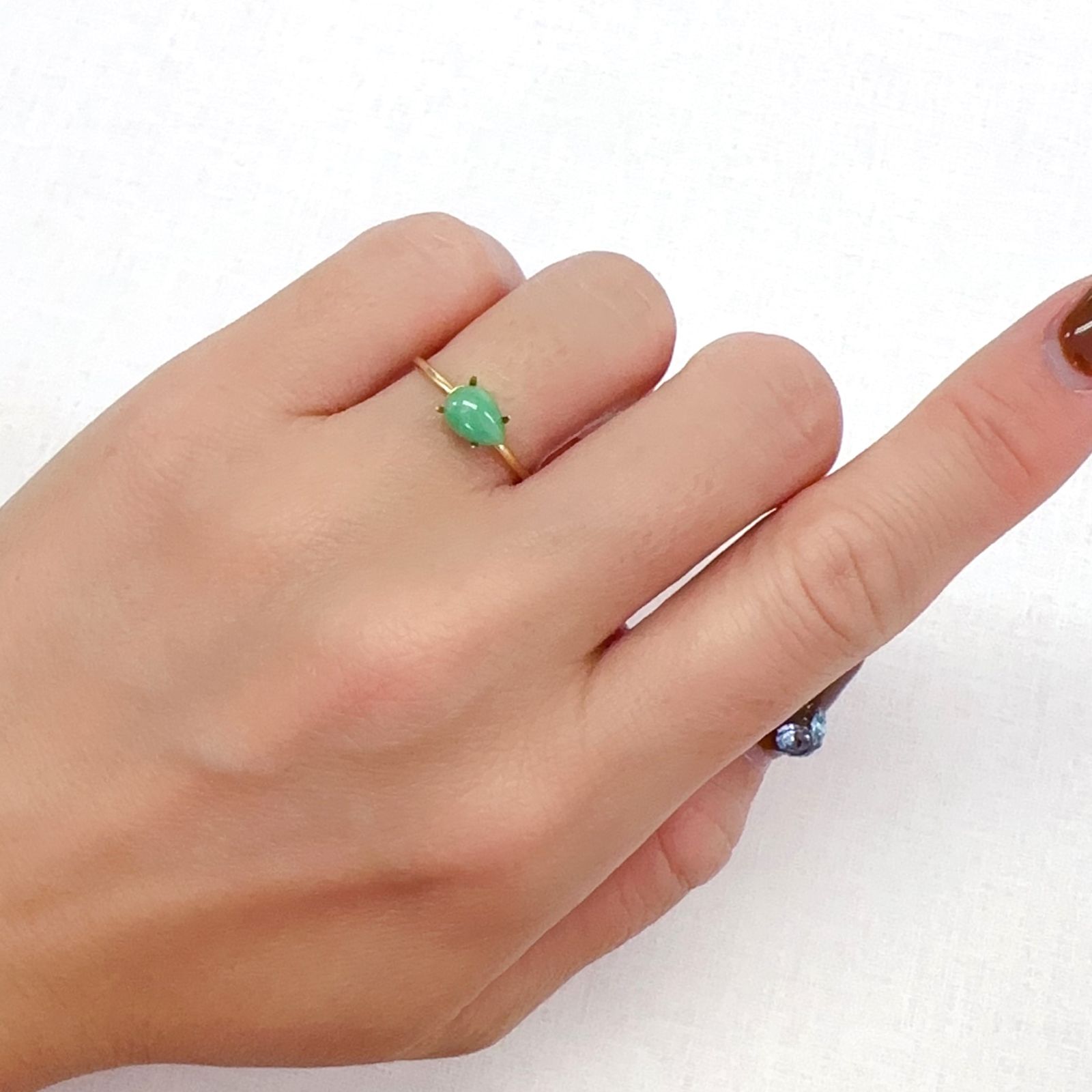 翡翠(宝石名ジェダイト)ビルマ産 0.96ct 識別済[231024038]7.2x5.1mm前後