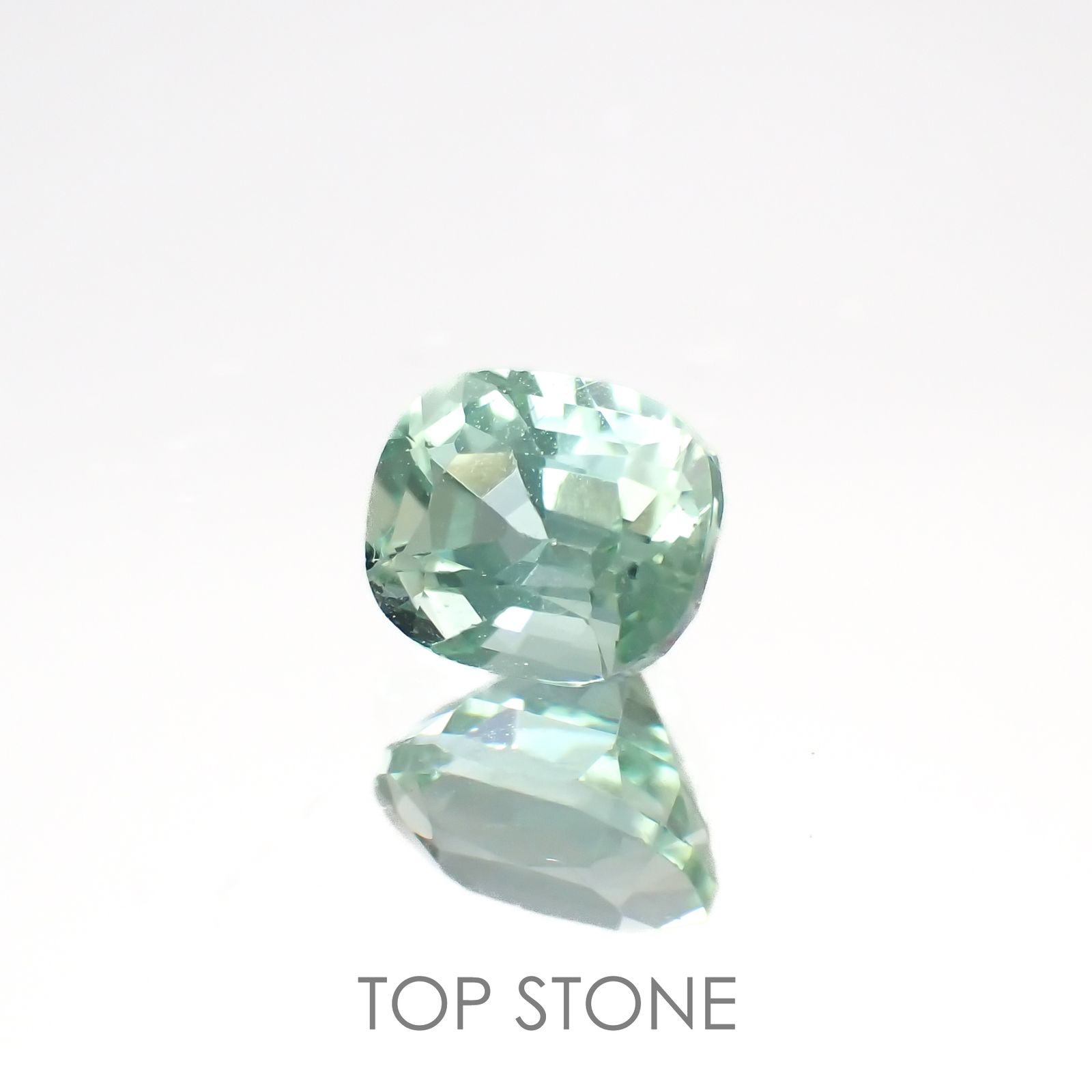 ブルーグリーントルマリン アフガニスタン産 0.76ct[220716996]5.8x4.8mm前後
