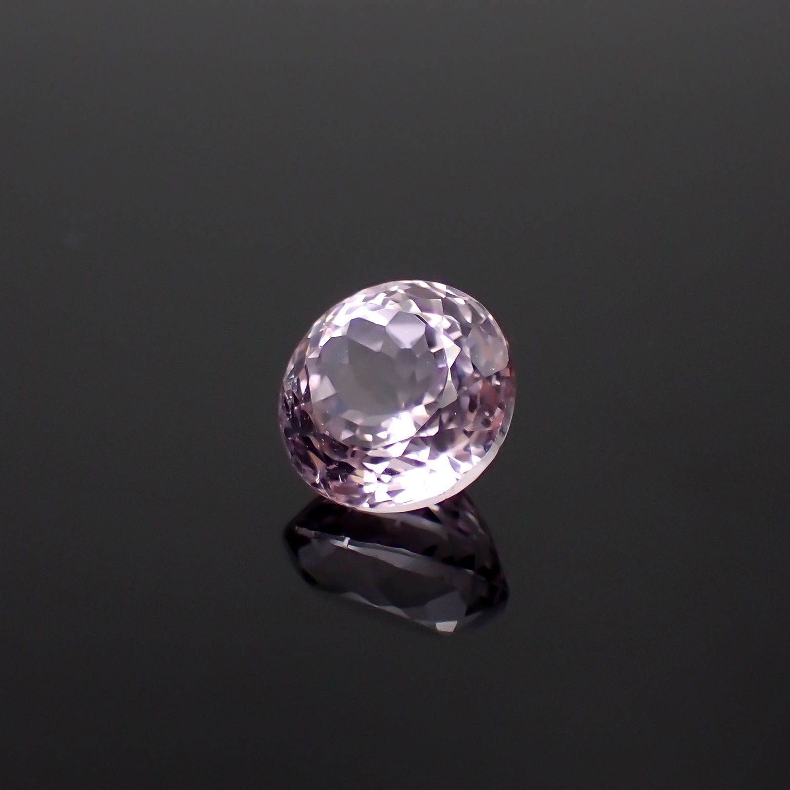 クンツァイト アフガニスタン産 2.53ct [251124351]8x7.9mm前後