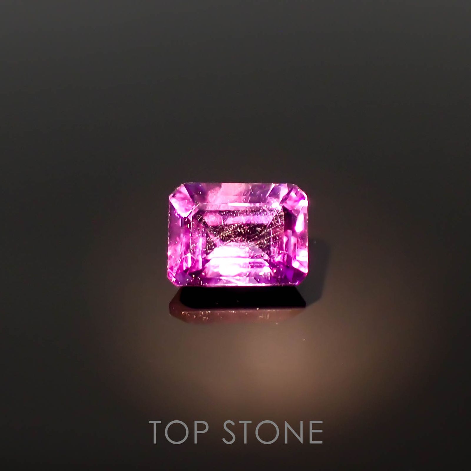 カラーシフトアメジスト ブラジル/ウルグアイ産 1.50ct[230120183]7.9x5.9mm前後