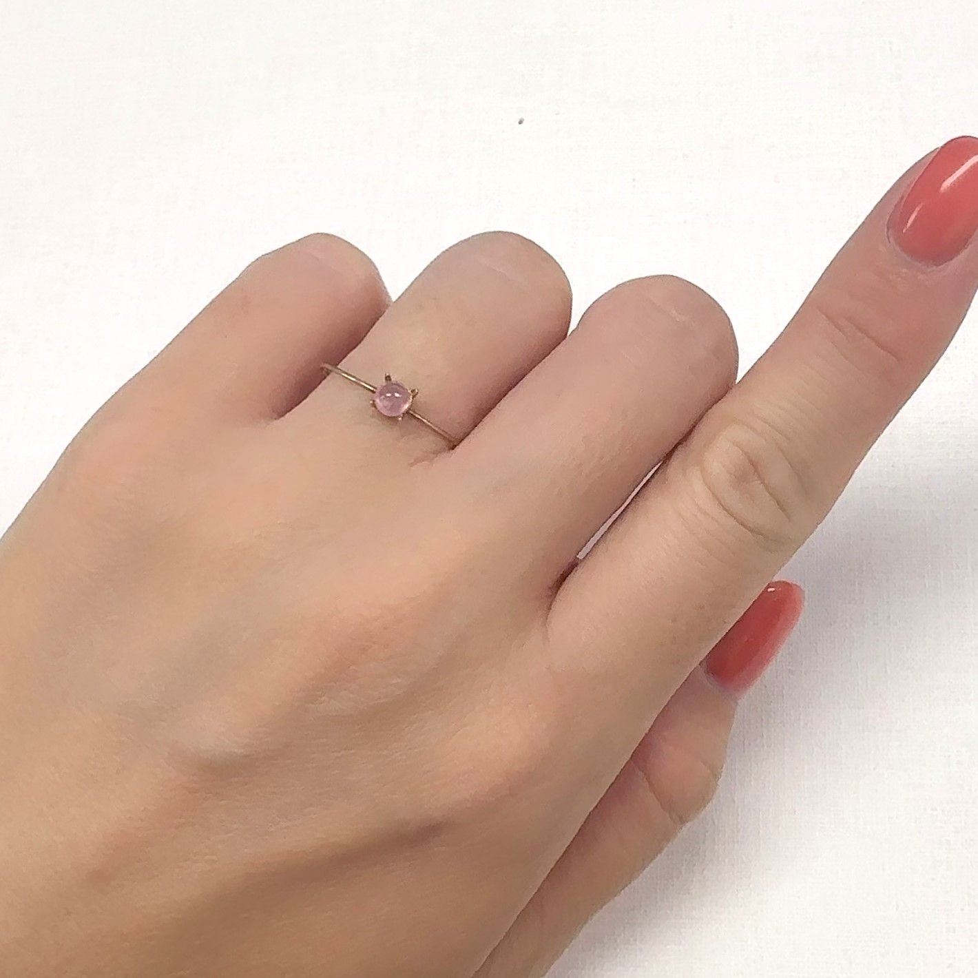 ペツォッタイト(ラズベリル)(宝石名ペツォッタイト)マダガスカル産 0.3ct 識別済[240929051]3.8x3.7mm前後