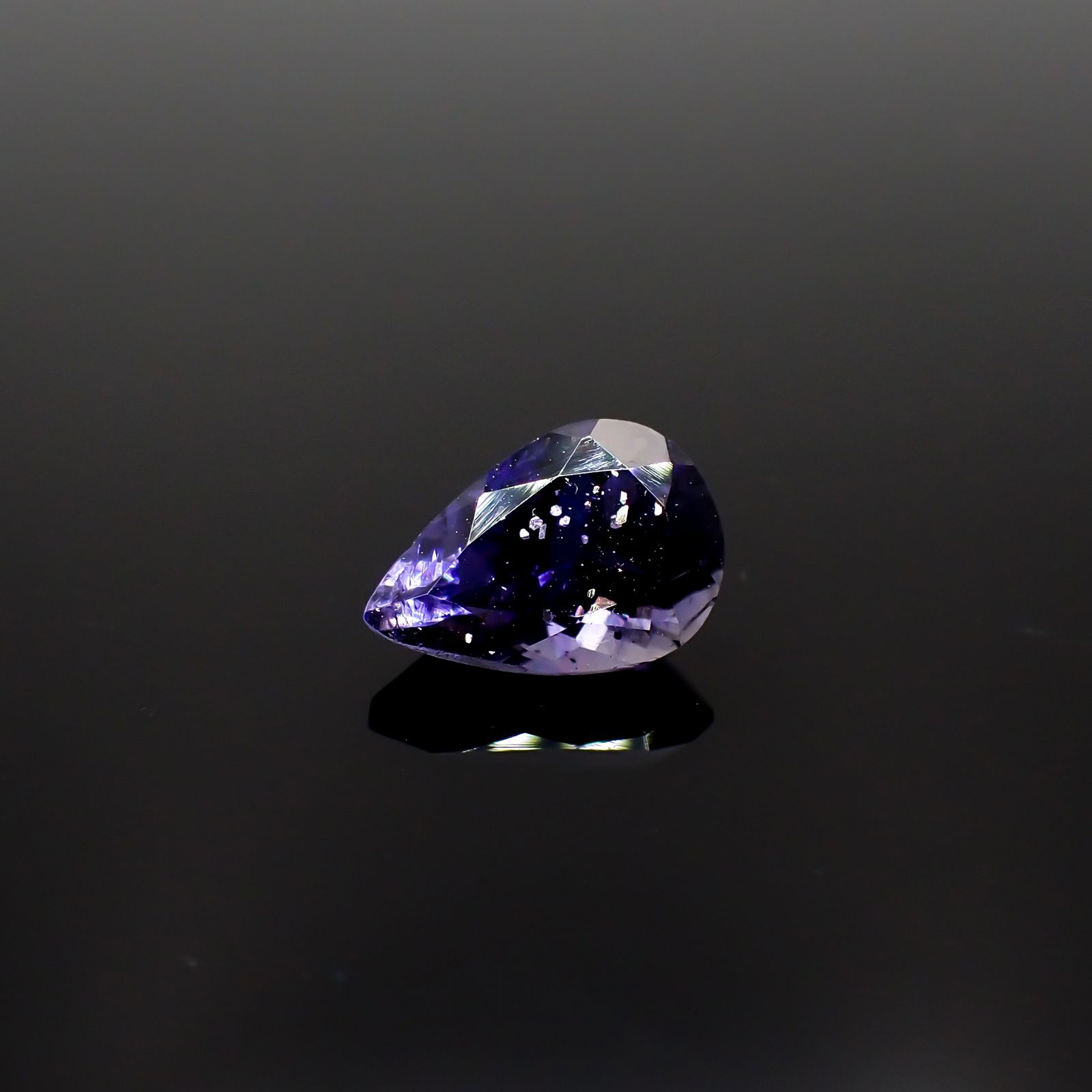 アイオライトサンストーン インド/ブラジル産 1.13ct[231224586]8.8x6mm前後