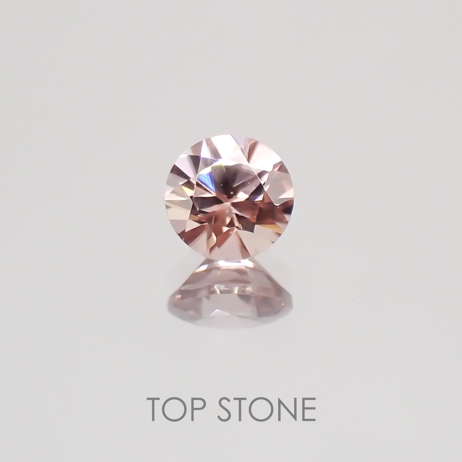 マラヤガーネット タンザニア産 ルース 0.39ct[21019365]4×4mm前後