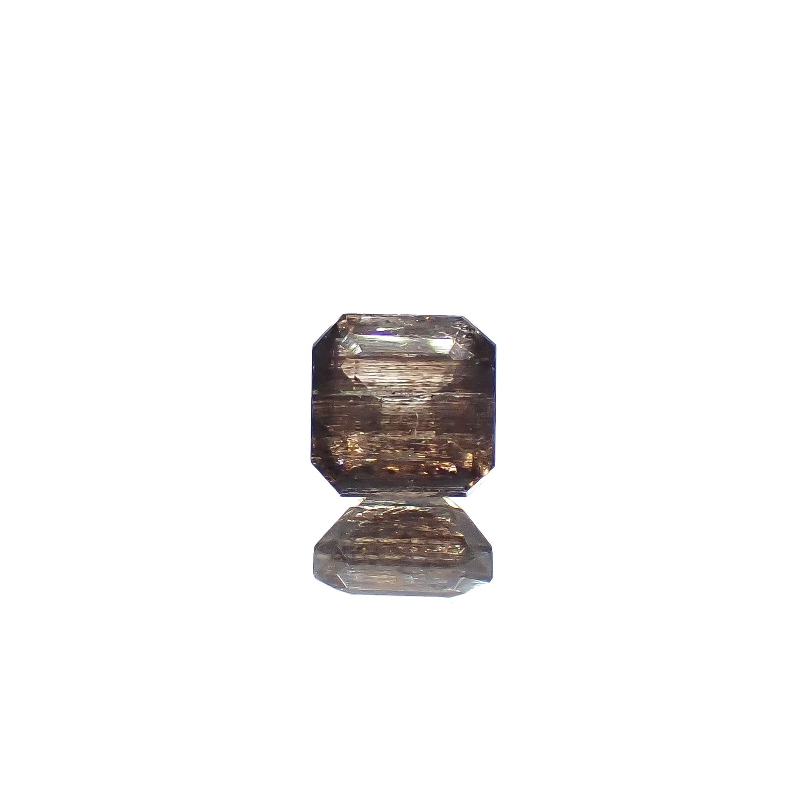 レインボースキャポライト ブラジル産 0.65ct[240326870]5x4.9mm前後