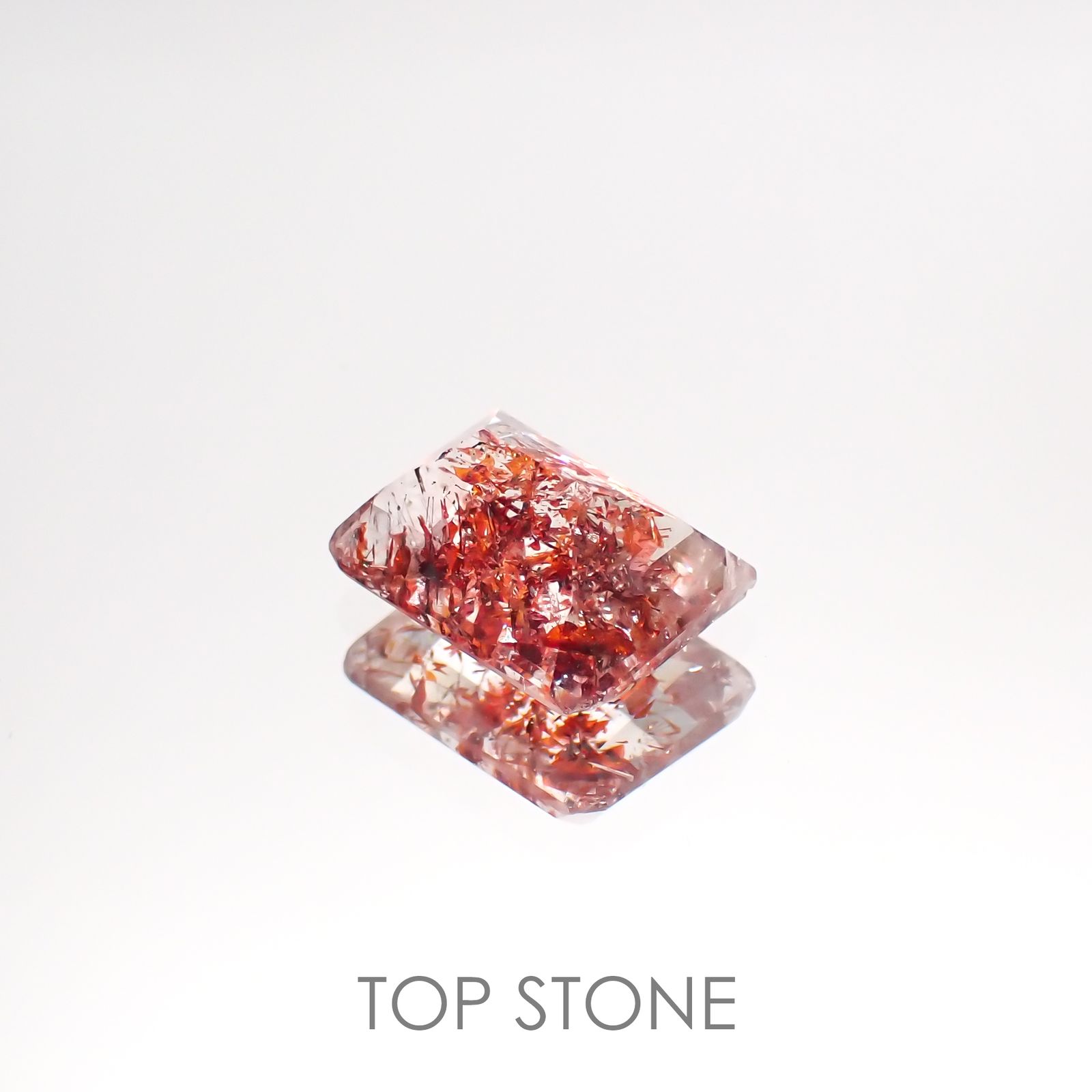 ファイヤークォーツ ナイジェリア産 1.89ct[220114755]8.8x6.6mm前後