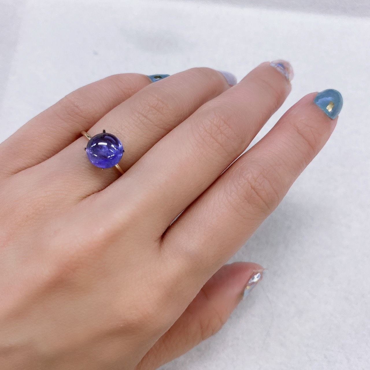 バイカラータンザナイト(宝石名バイカラー・ゾイサイト) タンザニア産 3.83ct 識別済[210812247]8.9×8.9mm前後