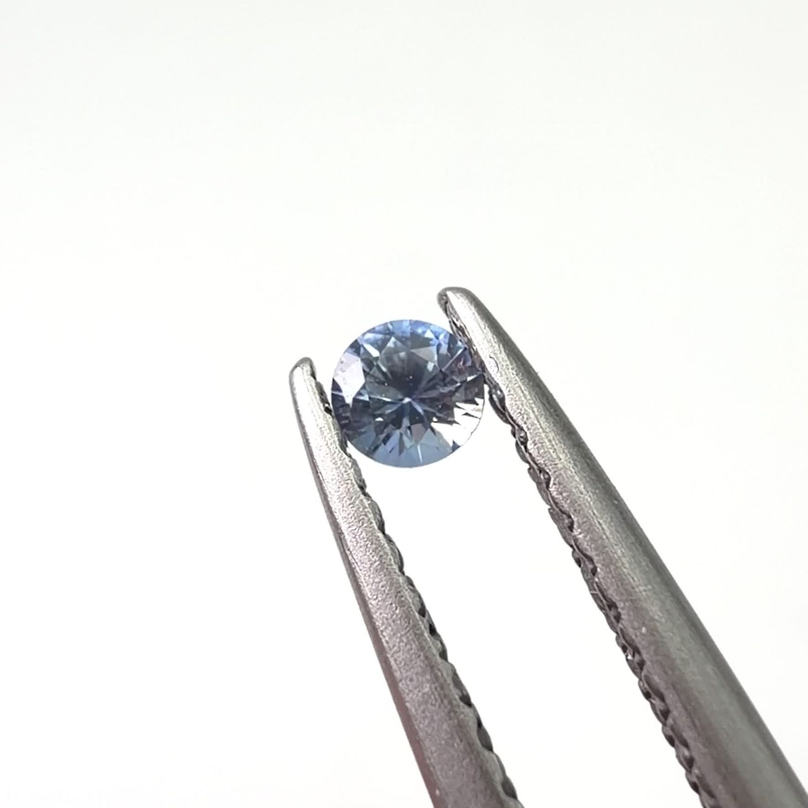 ベニトアイト アメリカ・カリフォルニア州産 0.094ct / 2.7x2.7mm前後