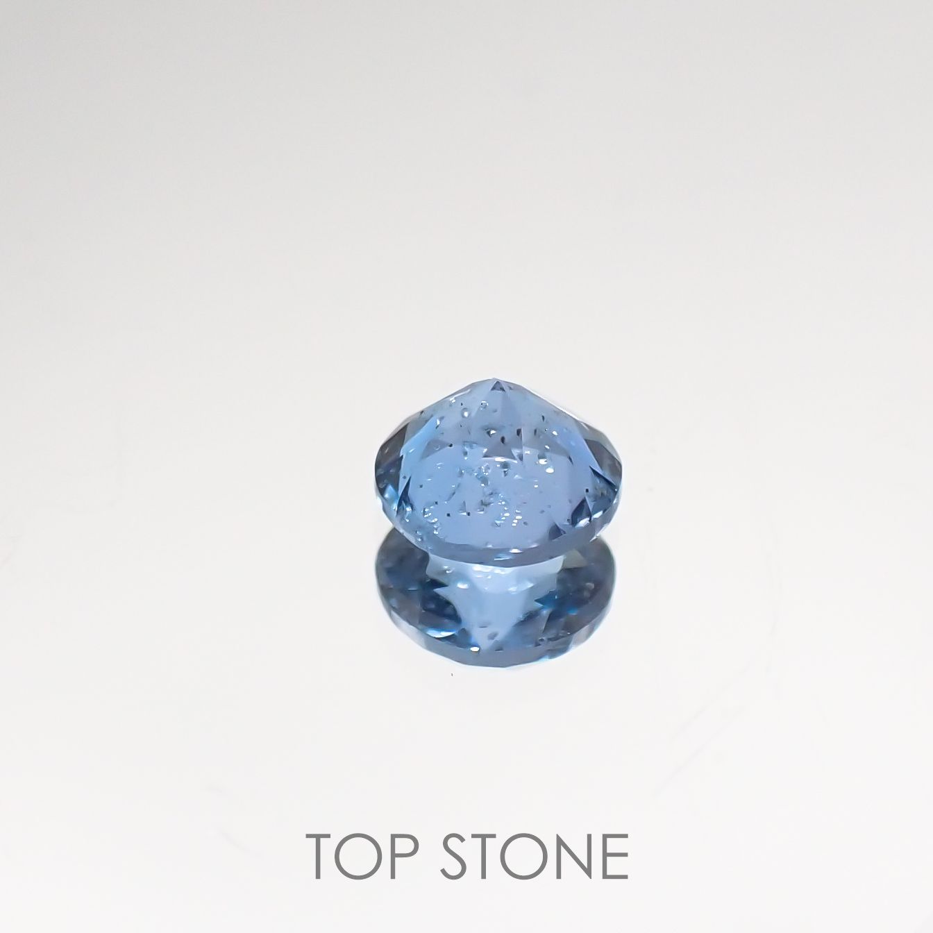 サンタマリア アクアマリン ブラジル産 ルース 0.23ct[210711419]3.9×3.9mm前後