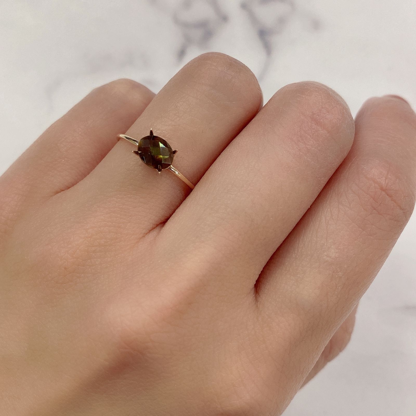 レインボーガーネット(宝石名レインボー アンドラダイト・ガーネット) 日本・奈良県産 1.18ct 識別済[210912941]6.6×5.1mm前後