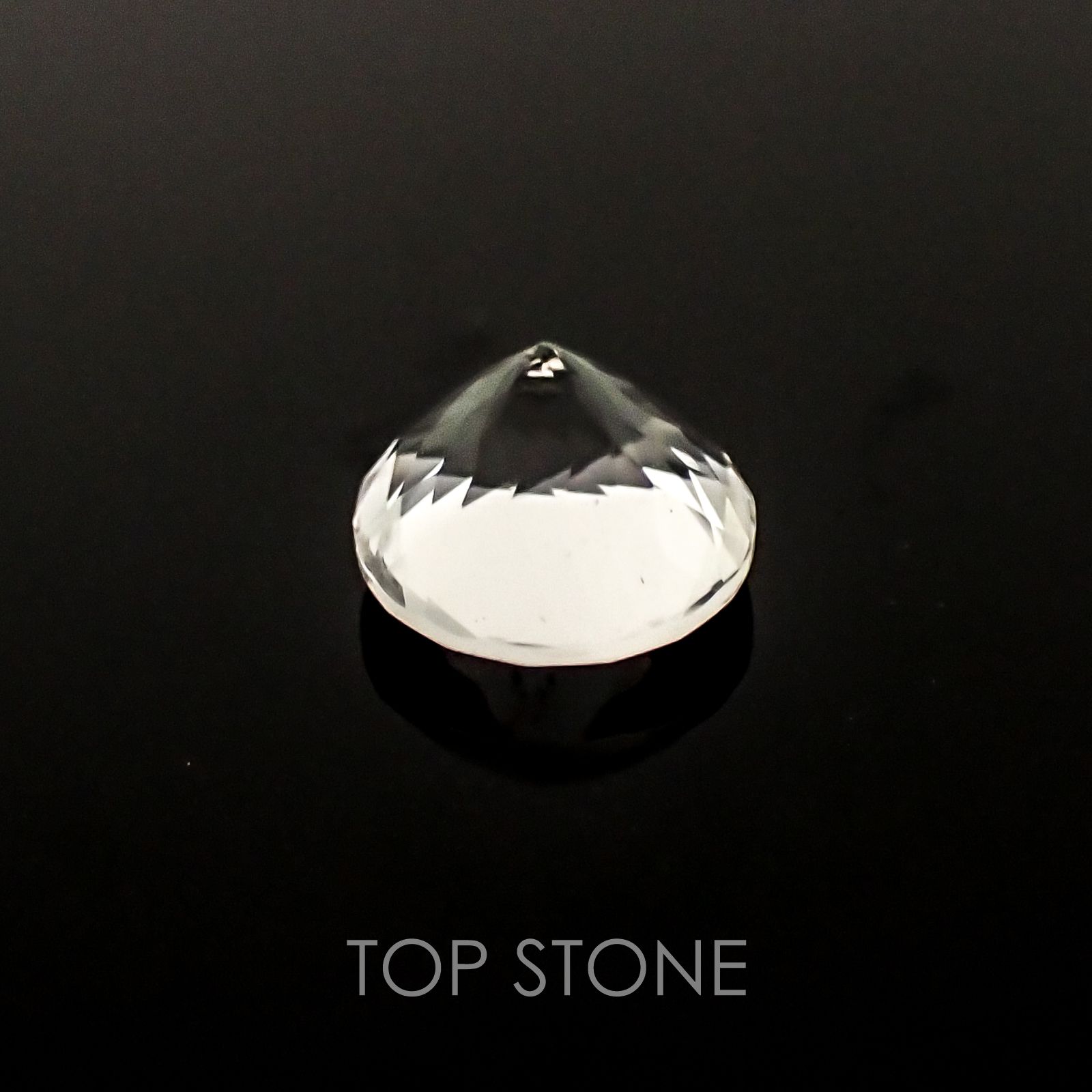 ハイアライトオパール メキシコ産 ルース 0.67ct[20117698]6.1×6.1mm前後