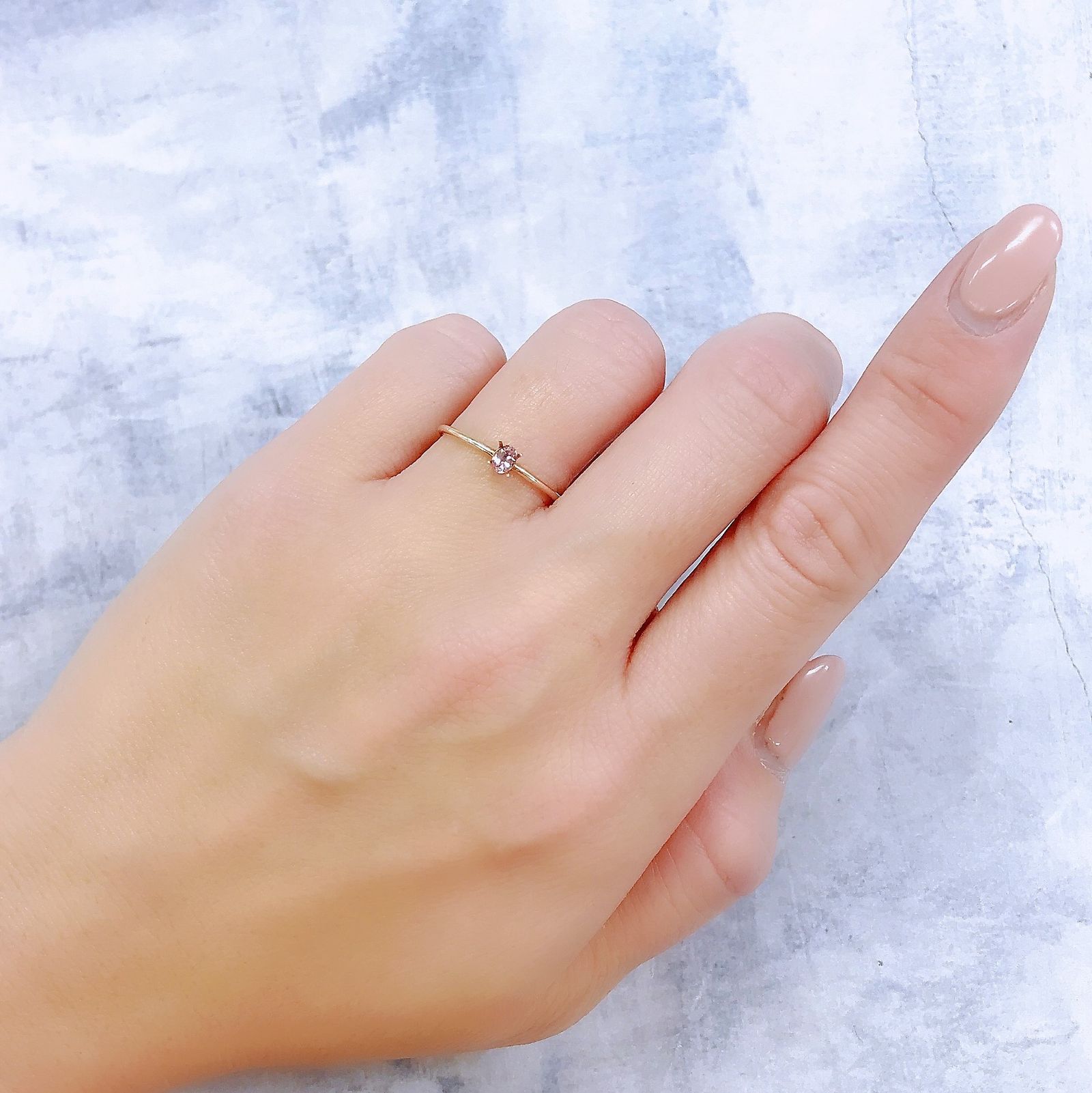 パパラチャサファイア(宝石名サファイア/別名パパラチャ・サファイア)スリランカ産 0.117ct ソ付(日独)[221219637]3.54x2.55mm前後