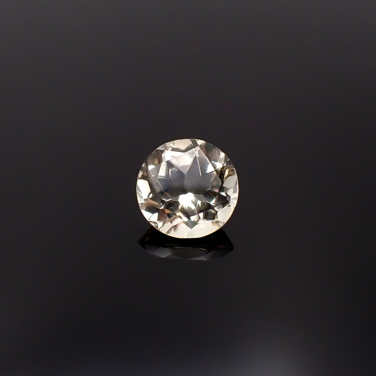 ゴールデンラブラドライト メキシコ産 2.52ct[231225053]9.3x9.3mm前後