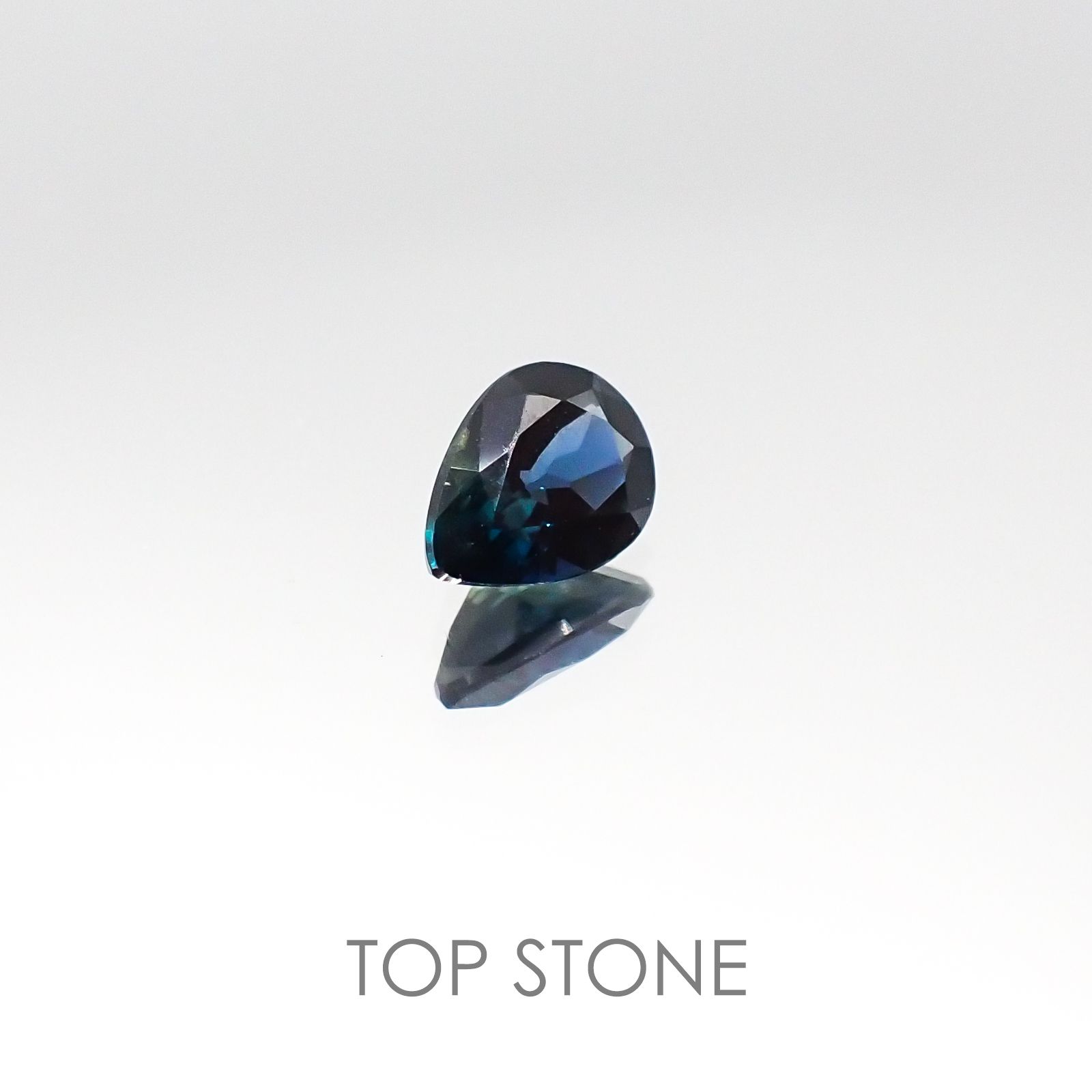 ゴールドシーンサファイア 非加熱 ケニア産 ルース 0.49ct[20085077]5.7×4.2mm前後