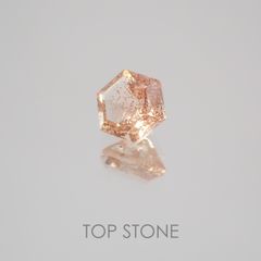◇ヘキサゴンカット◇オレゴンサンストーンSA アメリカ産 ルース 0.28ct[21019537]4.1×4.1mm前後