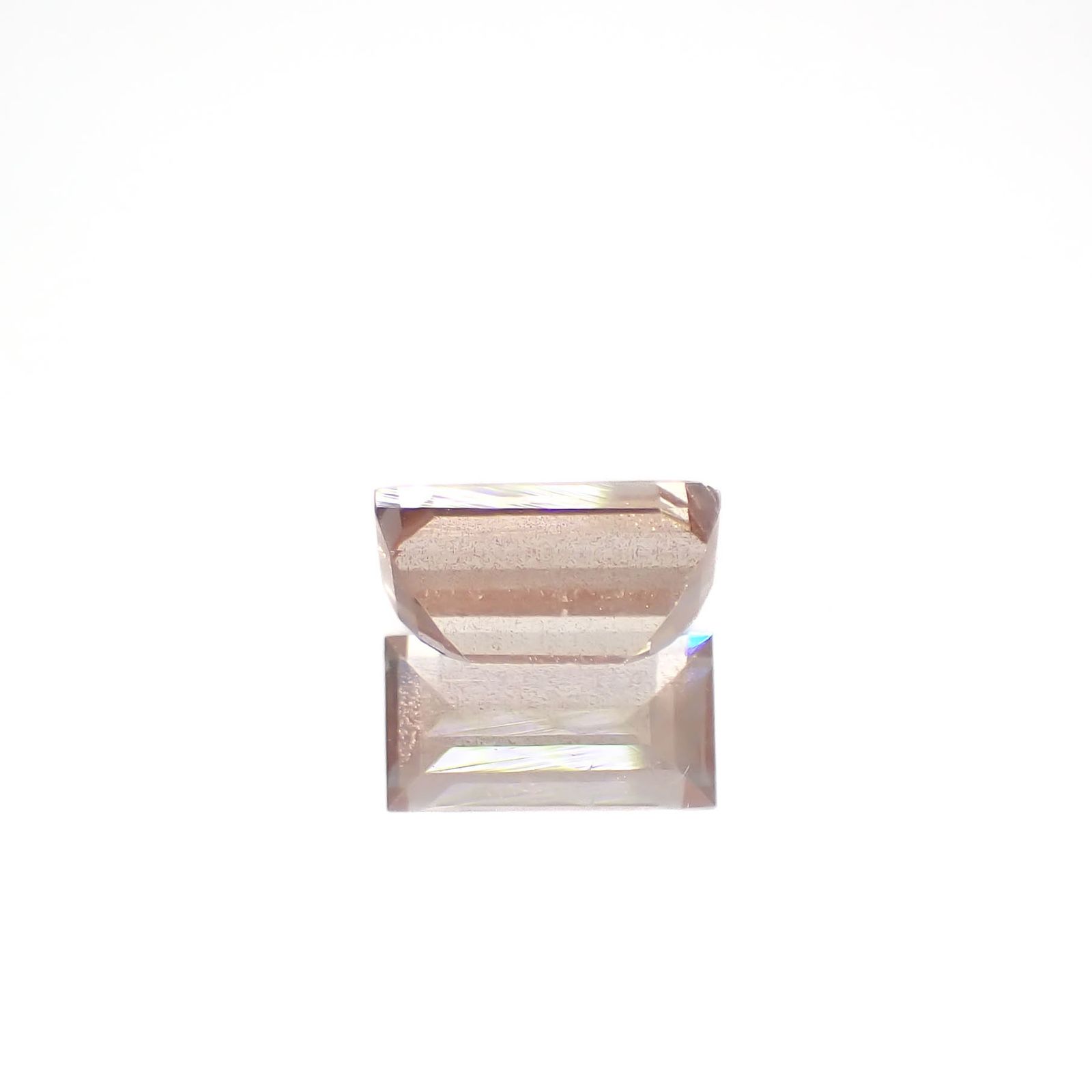 オレゴンサンストーン アメリカ・オレゴン州産 0.98ct[240627869]7.5x4mm前後