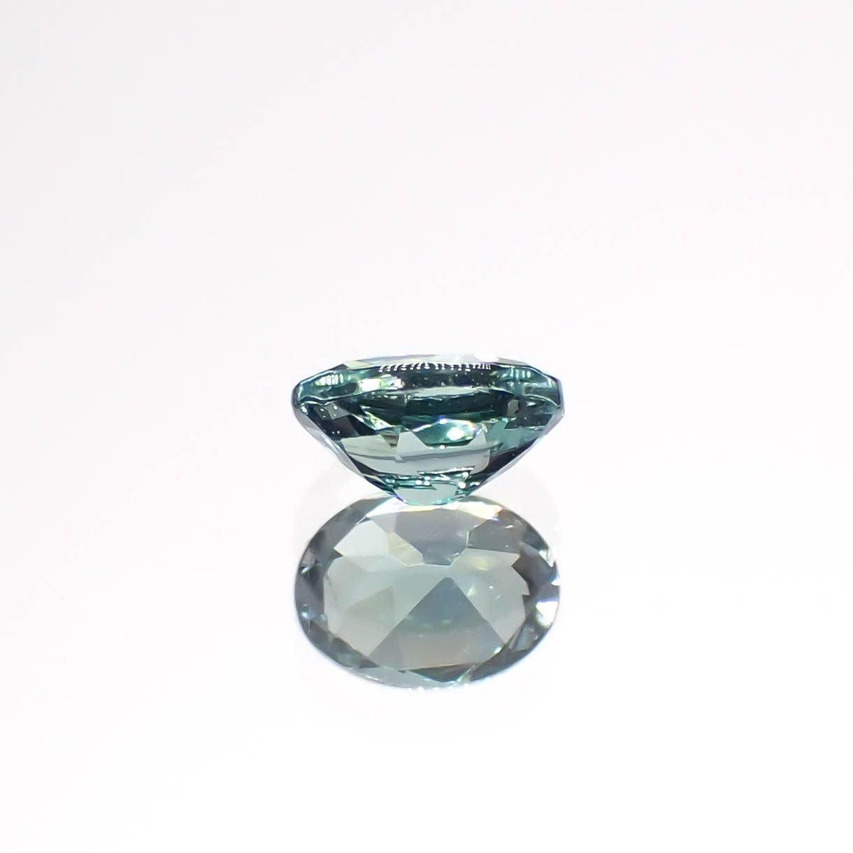 ブルーグリーンコーネルピン タンザニア産 0.18ct[230722848]4x3mm前後