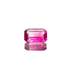 レッドベリル(宝石名レッド・ベリル)アメリカ・ユタ州ワーワーマウンテン産 0.105ct ソ付(彩珠)[231124071]3.9x2.7mm前後
