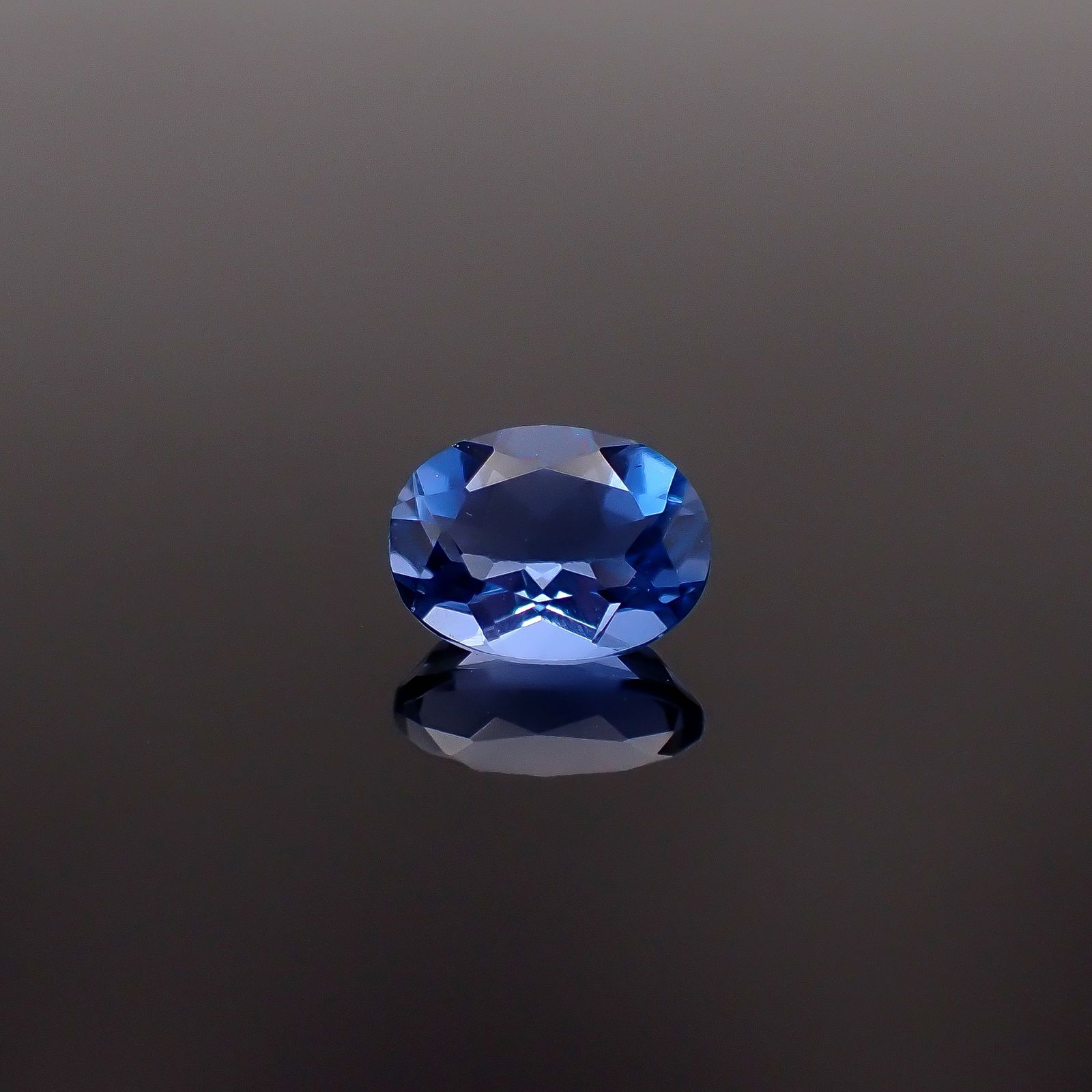 カラーチェンジフローライト ブラジル産 1.50ct / 8x6.1mm前後 [250530453]