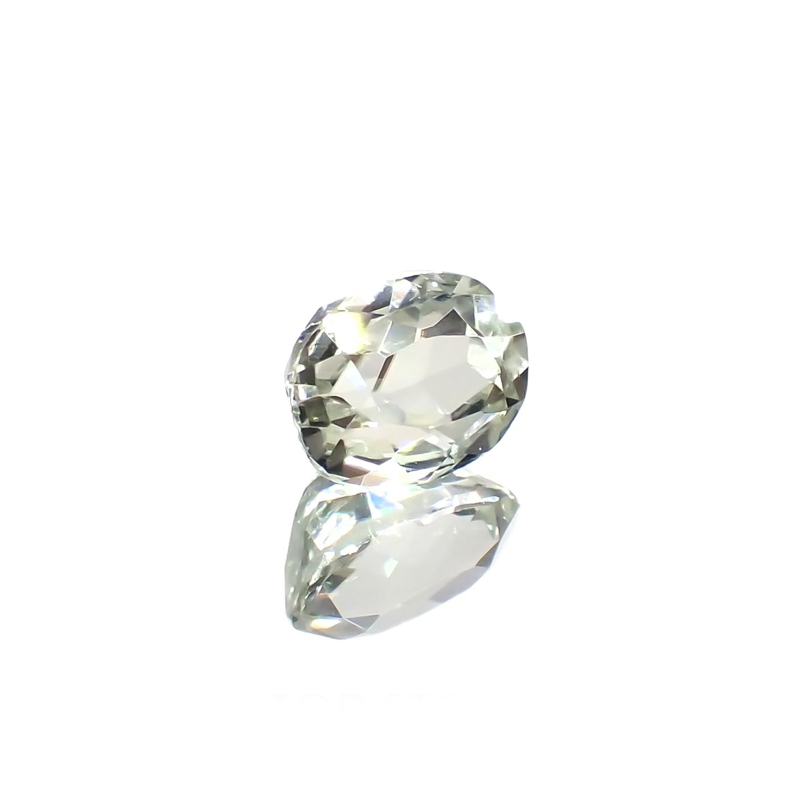シリマナイト(宝石名シリマナイト)インド産 識別済 1.82ct / 8x6.2mm前後 [221018463]