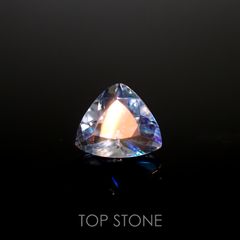 レインボームーンストーン(宝石名ラブラドライト)マダガスカル産 0.44ct 識別済[221018293]5.1x5.8mm前後