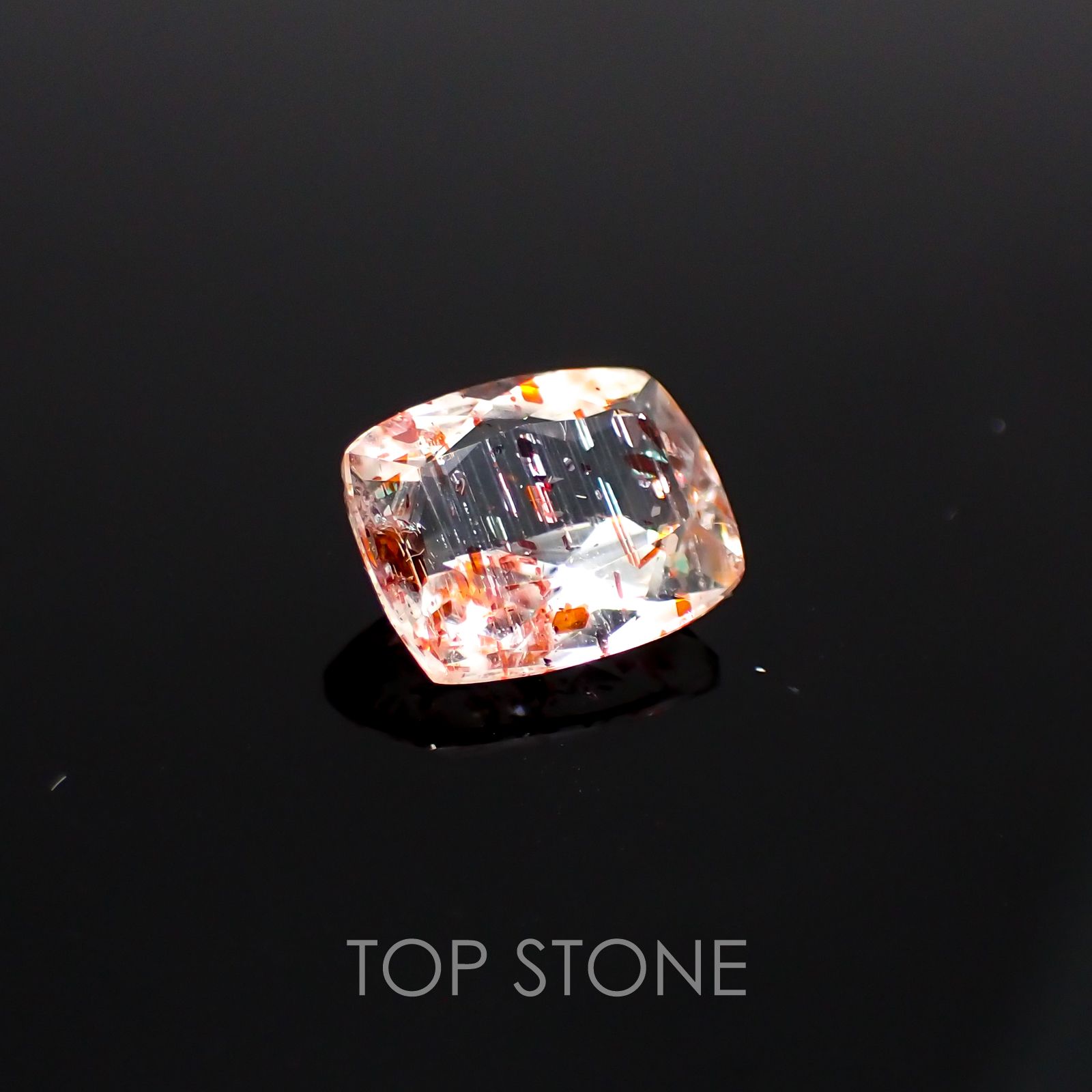 イリュージョンサンストーン タンザニア産 ルース 1.99ct[210310196]9.2×7.4mm前後