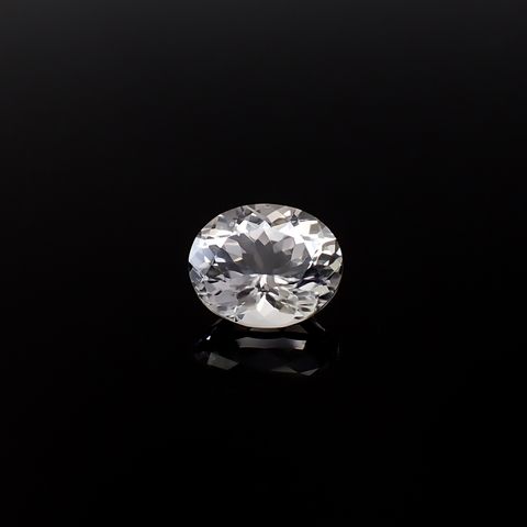 日本水晶 滋賀県田上山大谷河原産 2.39ct / 9.7x8mm前後 [260632423]