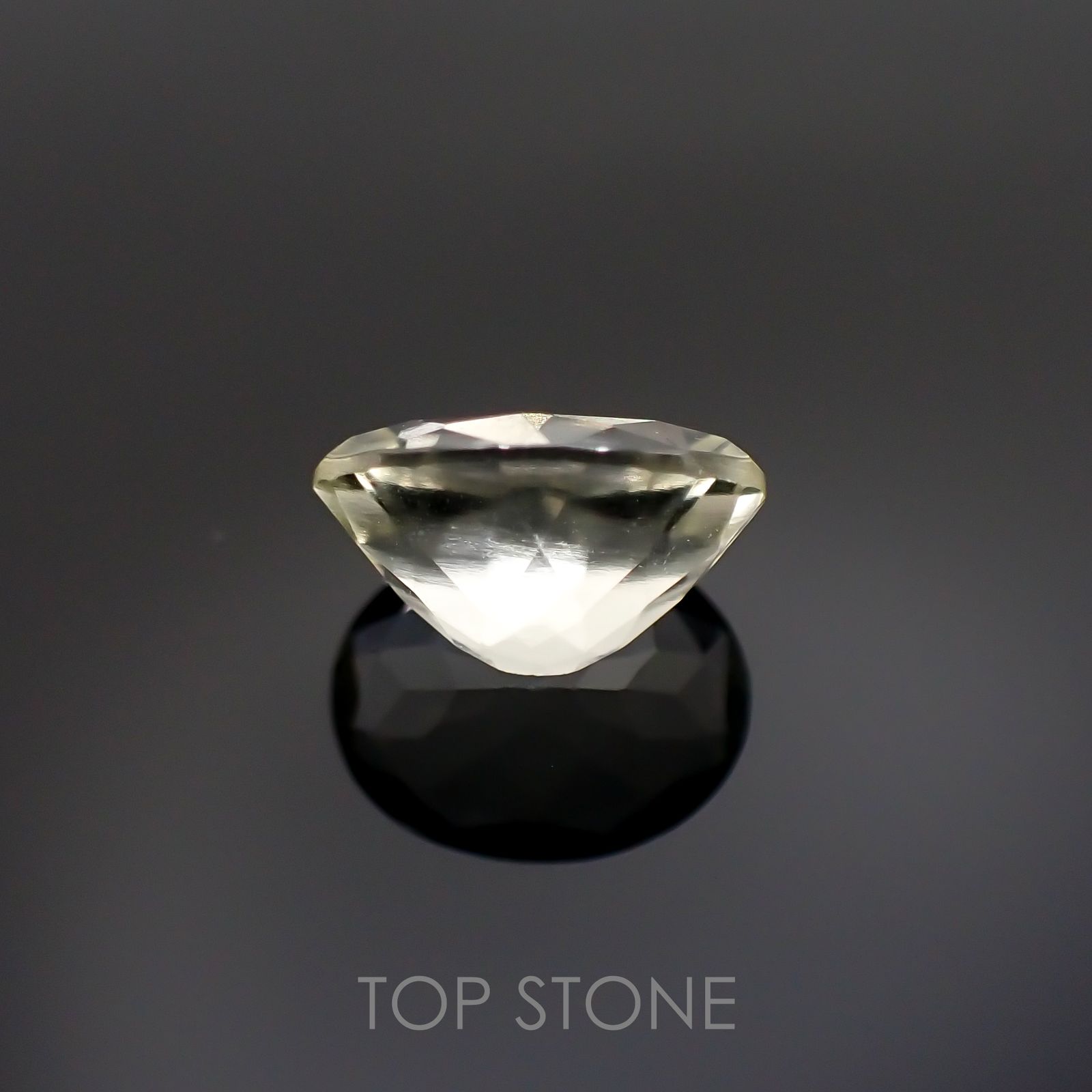 リビアングラス(宝石名インパクトガラス(衝撃溶融ガラス))エジプト・リビア砂漠産 1.96ct 識別済[211213793]10.1x8mm前後