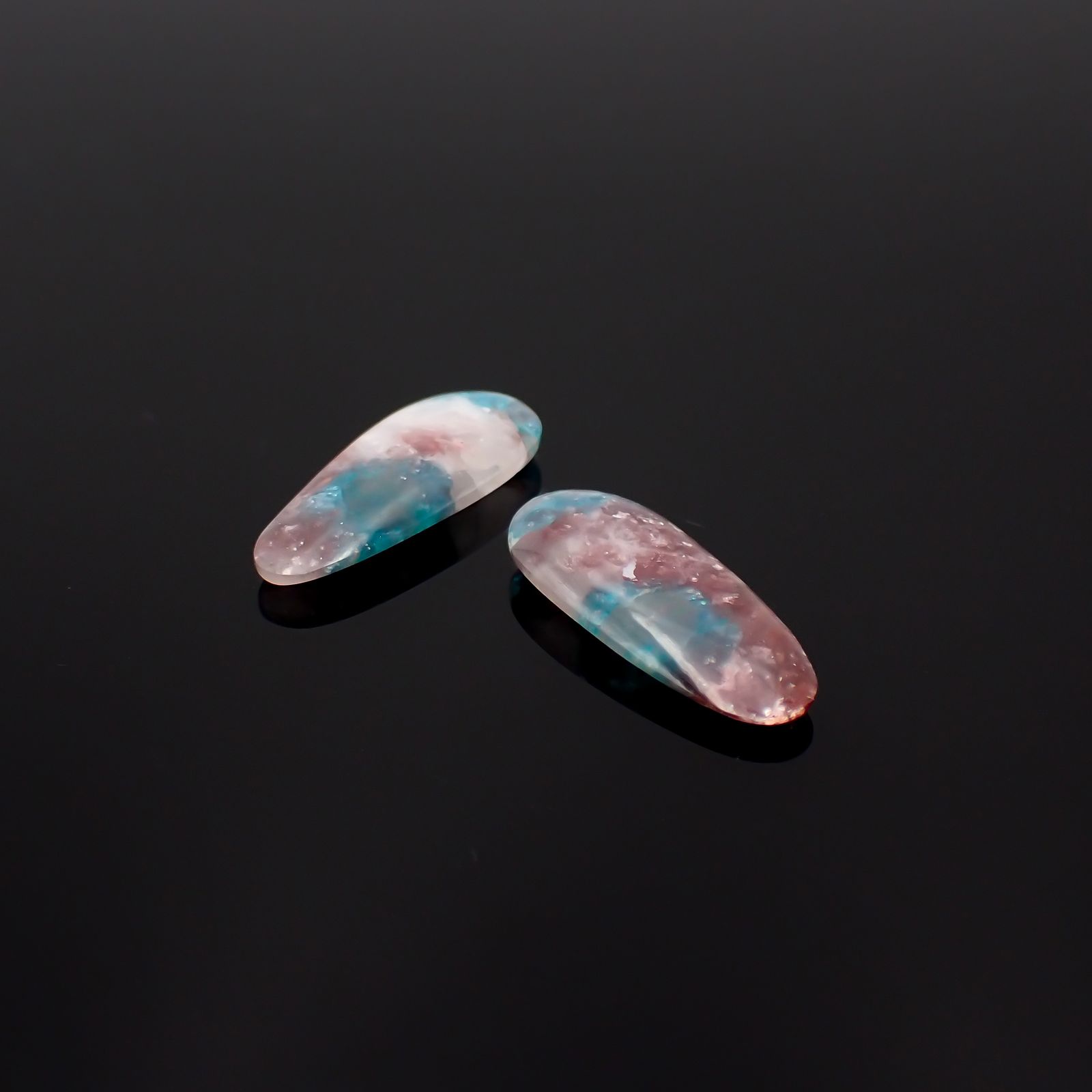 ◇リバーシブル・ペアセット◇バイカラーパライバトルマリンインクォーツ ブラジル産 12.78ct(2pcs合計)[231224453]23.8x9.6-9.7mm前後