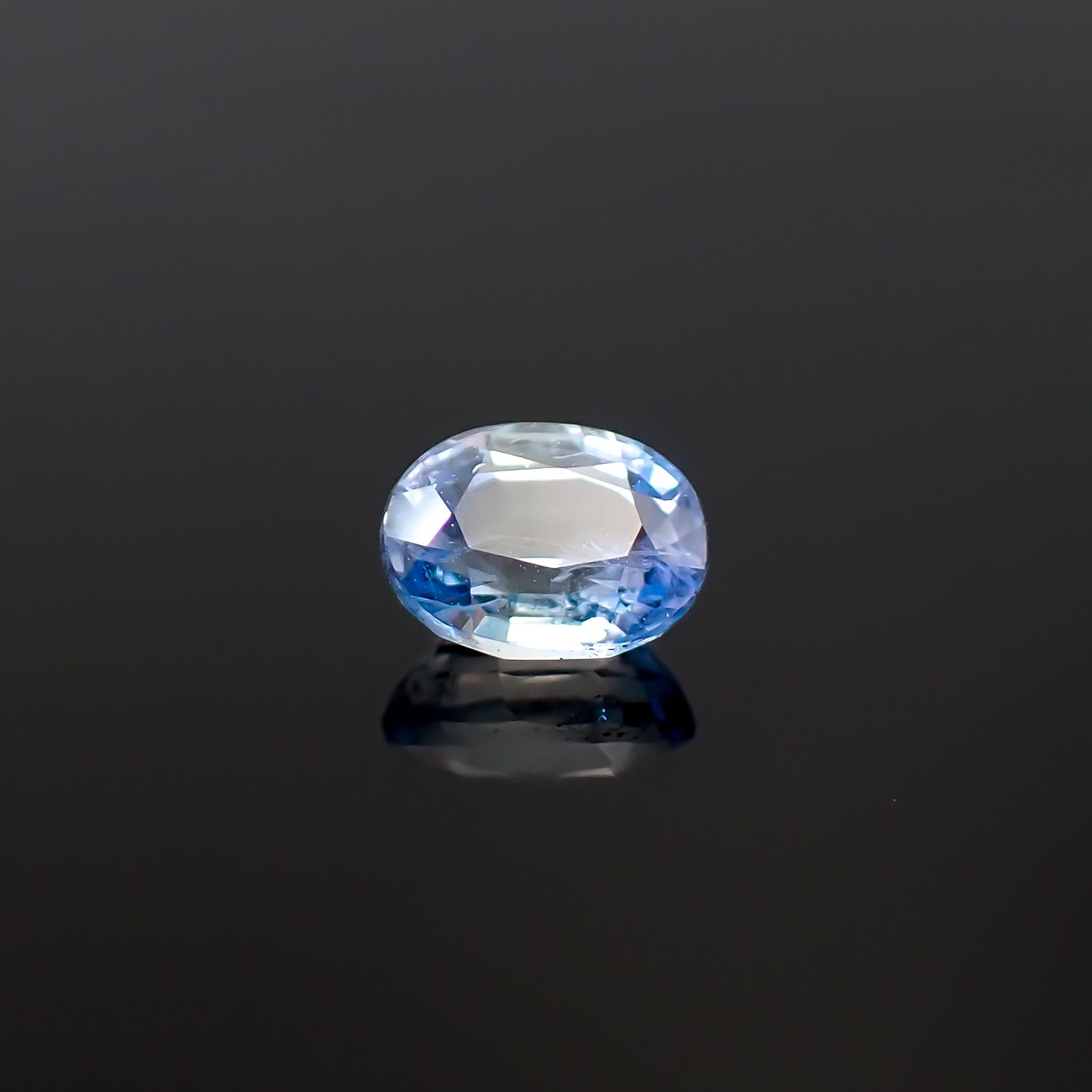 ジェレメジェバイト ナミビア産 0.70ct / 6x4.5mm前後 [260632494]