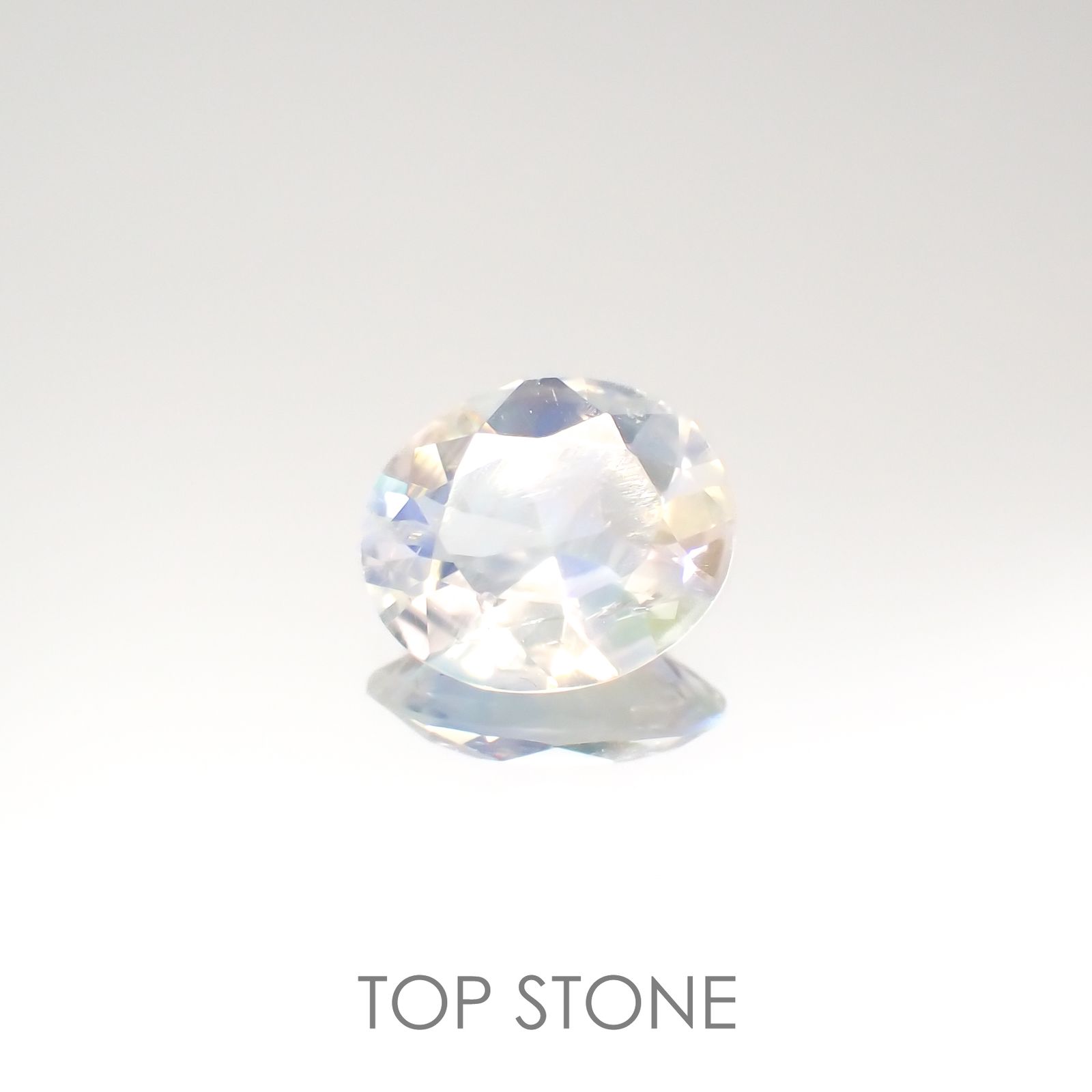 レインボームーンストーン(宝石名ラブラドライト)タンザニア産 1.33ct 識別済[220717204]8.9x7.5mm前後