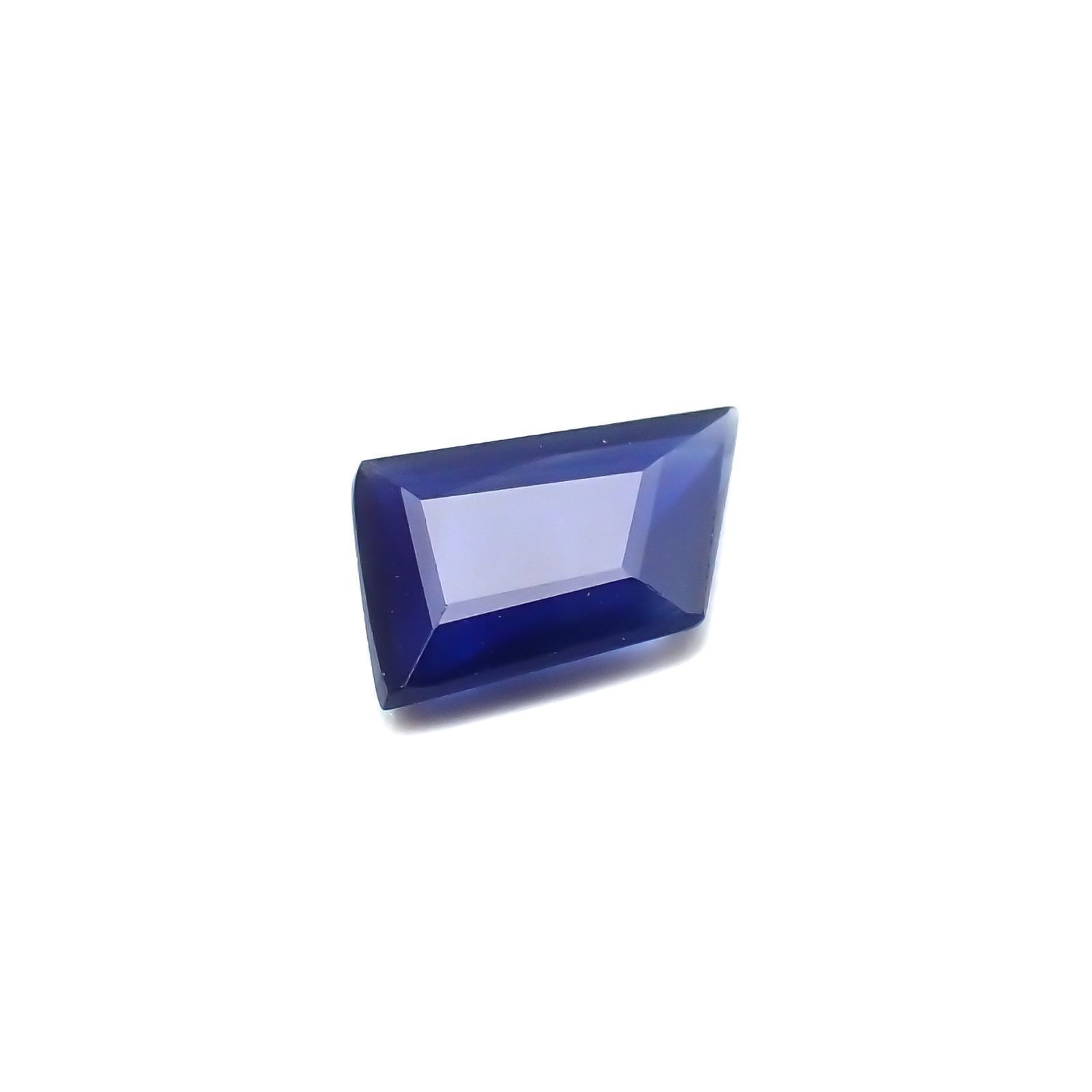 ◇カスタムカット◇サファイア(宝石名サファイア) マダガスカル産 0.62ct 識別済[210913198]6.8×4.6mm前後