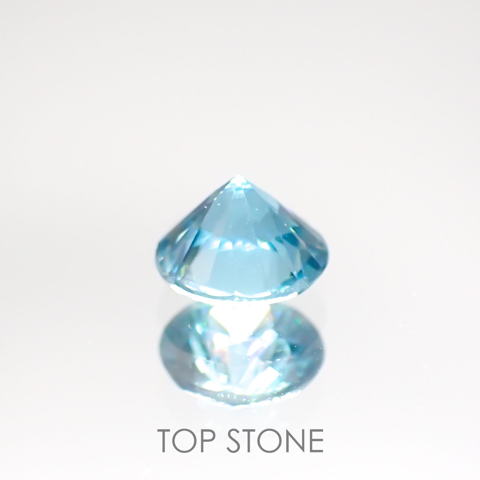 ブルージルコン(宝石名ジルコン) カンボジア産 1.13ct 識別済[211013440]5.9×5.8mm前後