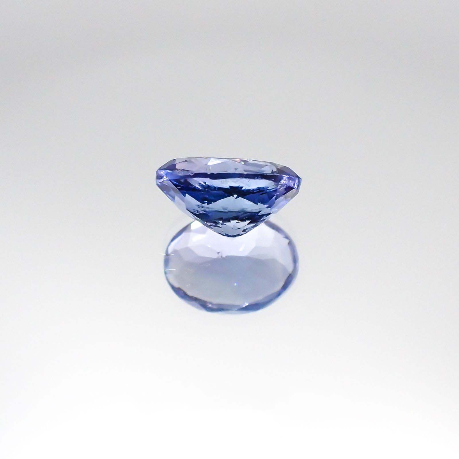 タンザナイト(宝石名タンザナイト)タンザニア産 1.71ct 識別済[230723003]8.4x6.4mm前後