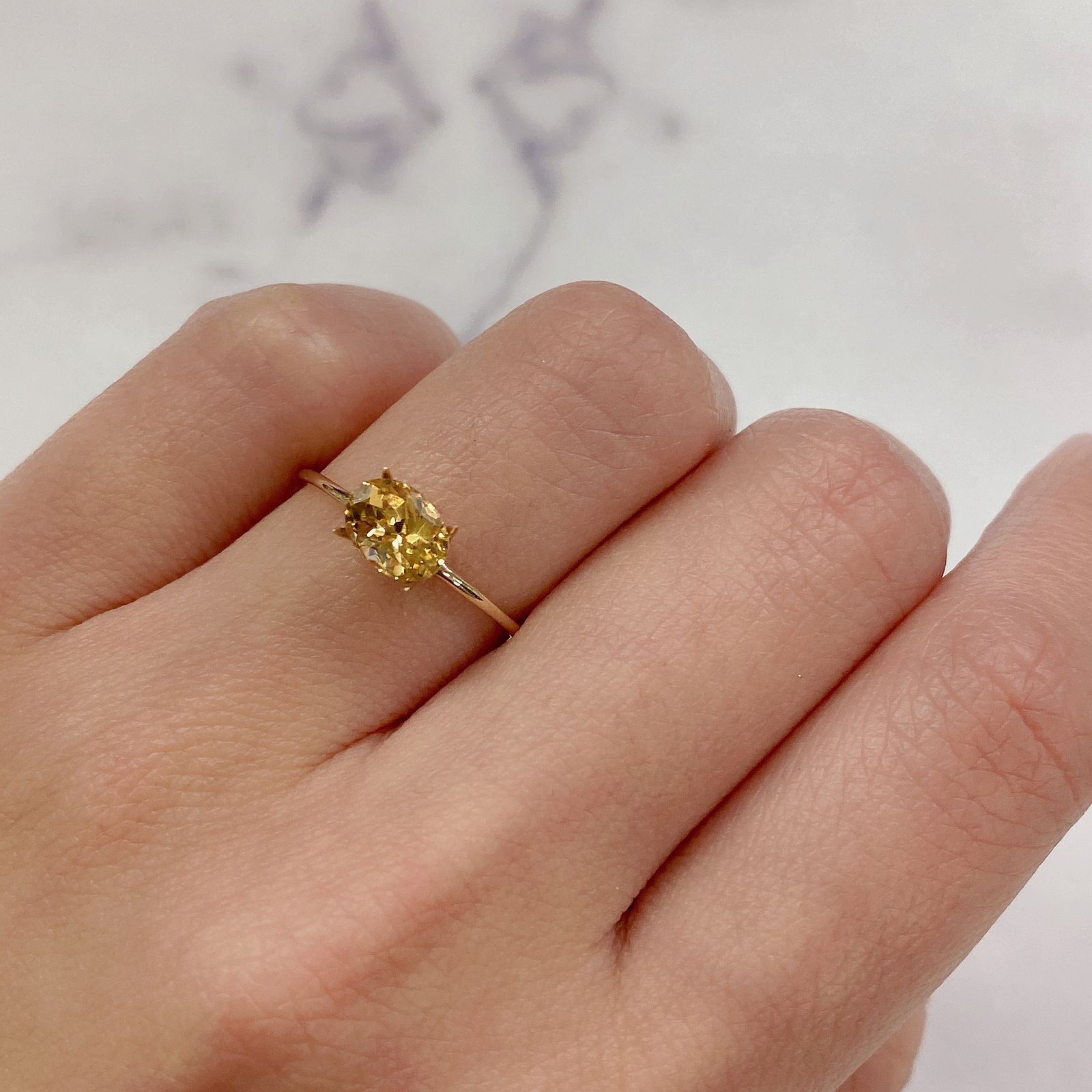 インペリアルガーネット(ヘソナイト)(宝石名ガーネット) スリランカ産 1.07ct 識別済[20128782]6.8×5.1mm前後
