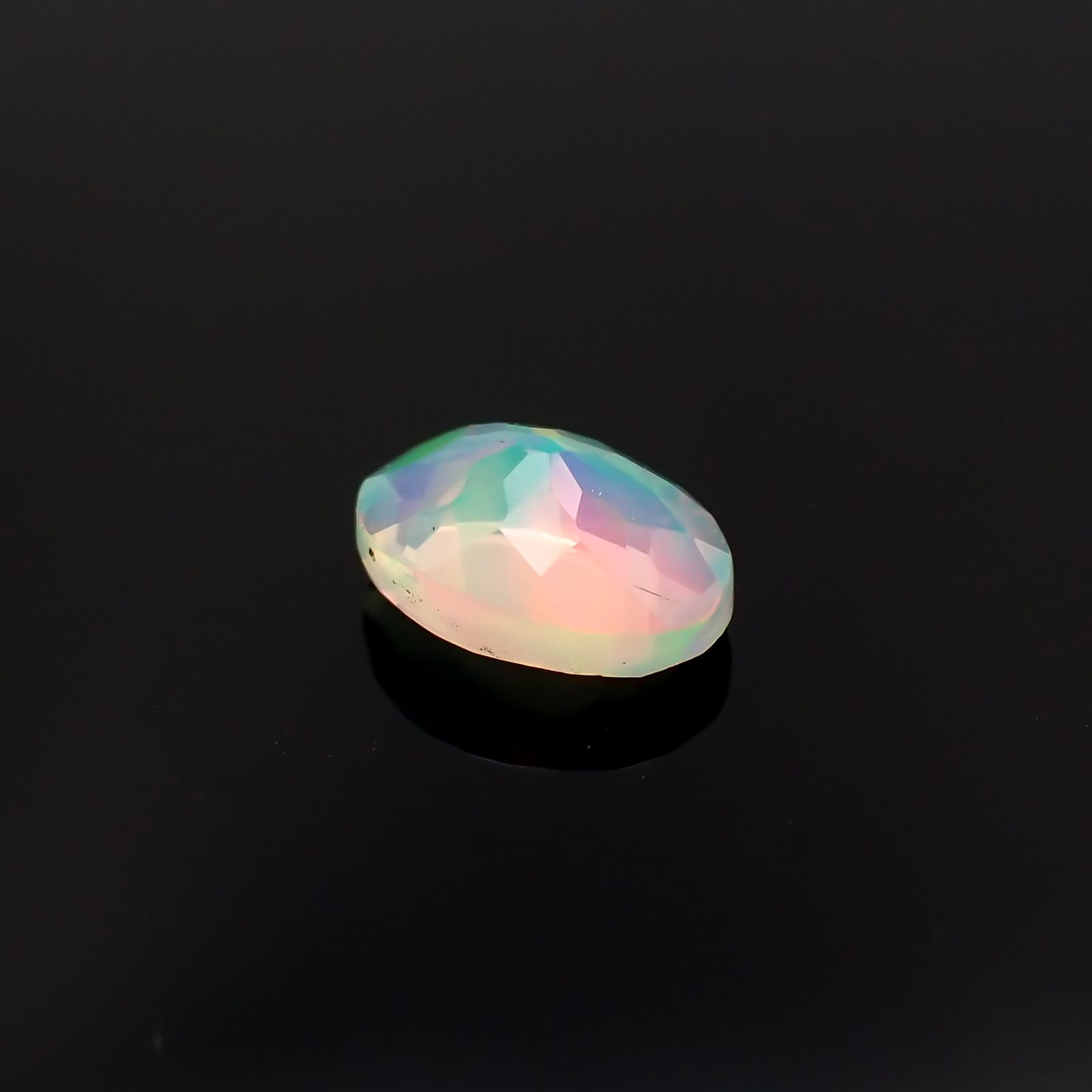 エチオピアオパール エチオピア産 0.48ct[230522195]7x5mm前後