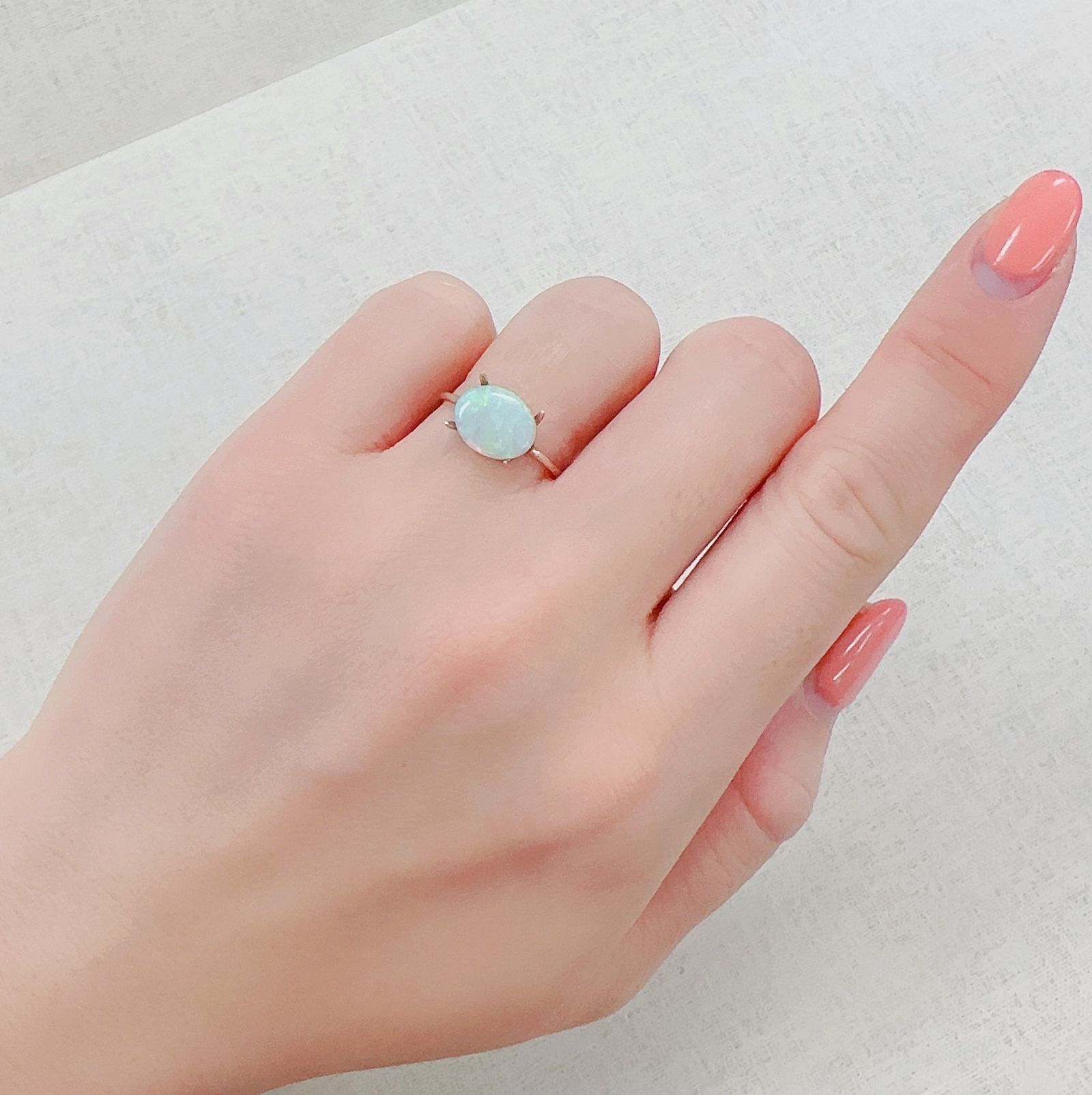 オパール オーストラリア産 0.93ct[230321150]9.8x7.9mm前後