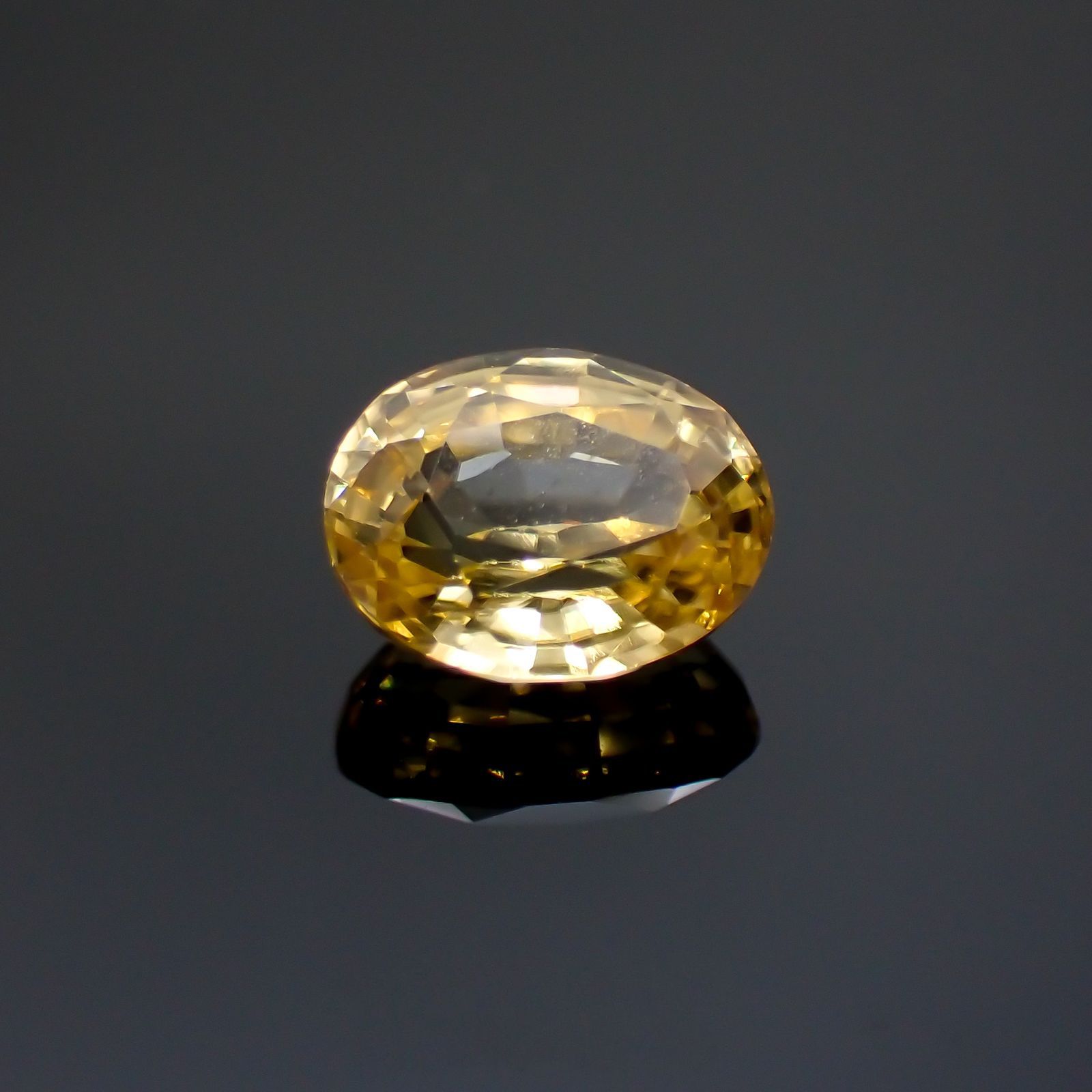 イエロージルコン(宝石名ジルコン)スリランカ/カンボジア産 1.76ct 識別済[230823198]7.2x5.8mm前後