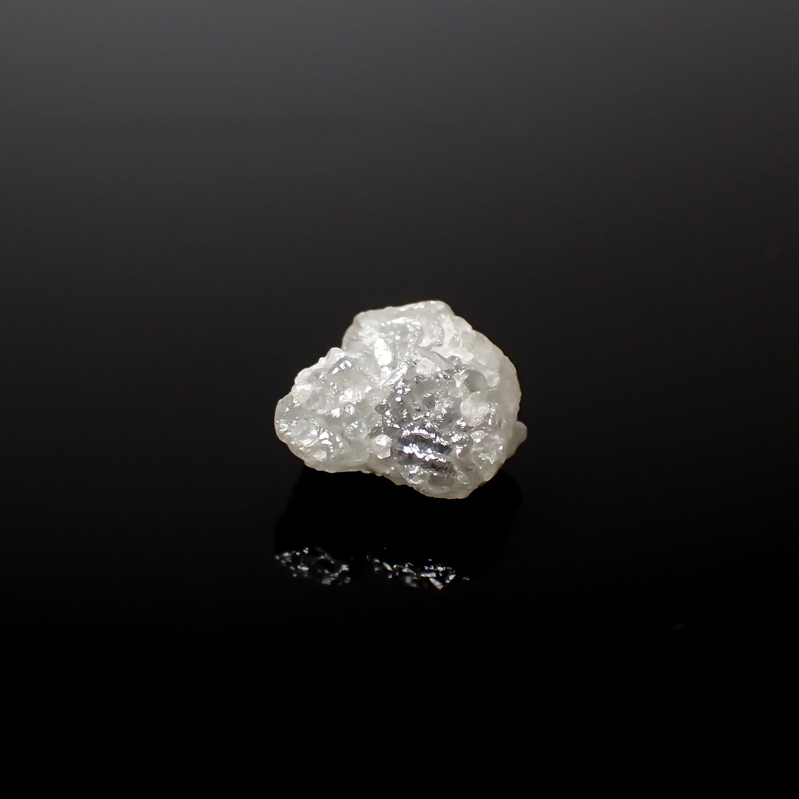 ダイヤモンド 原石 1.65ct[240326578]7.6x6.6mm前後